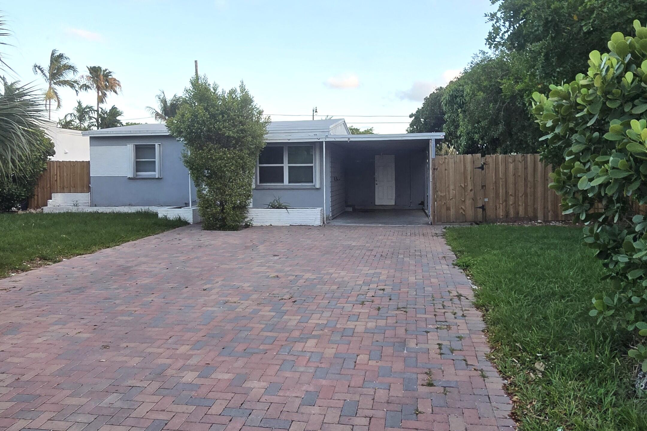 1512 NE 28th Street