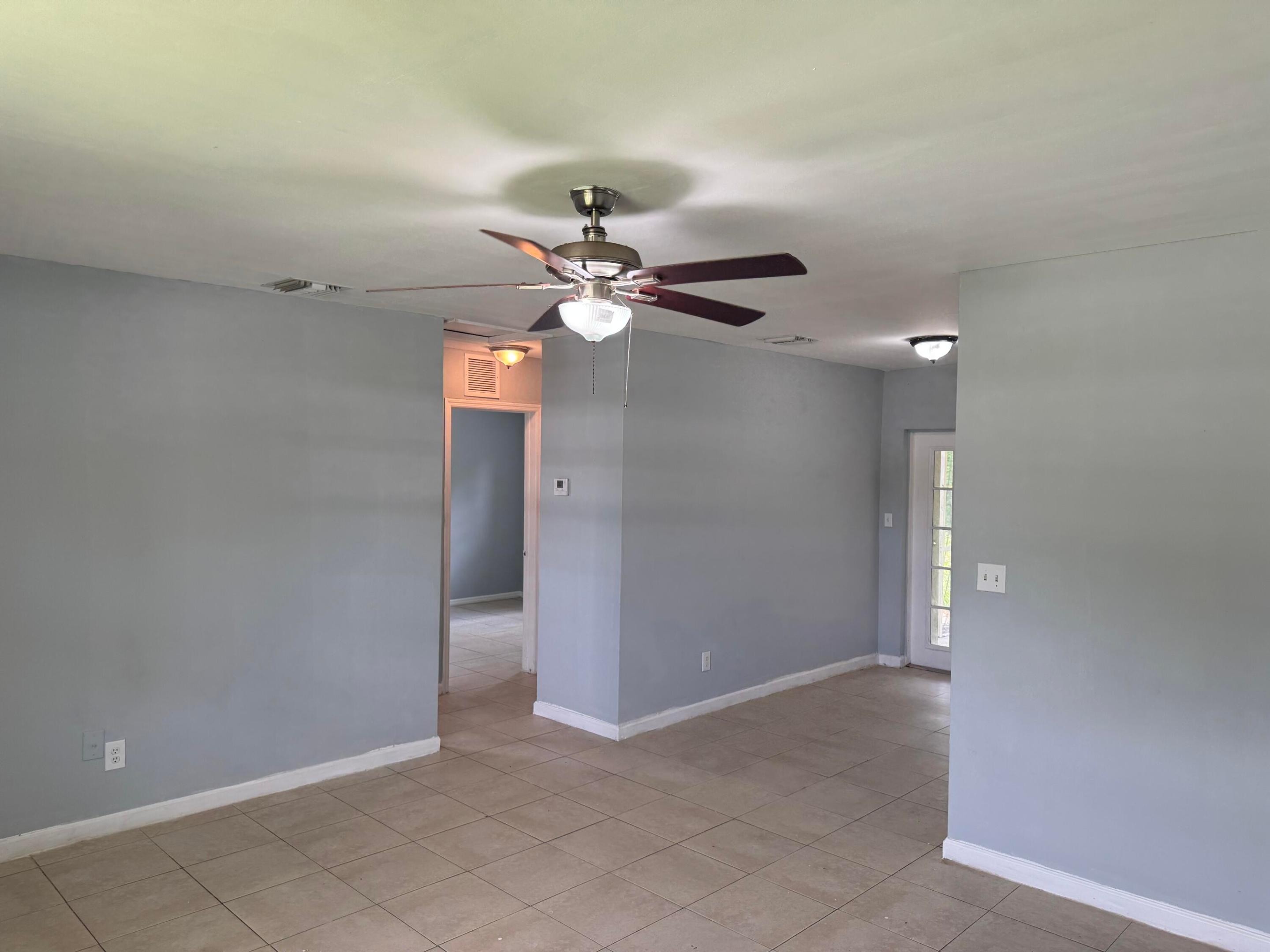 1740 SW 70th Way