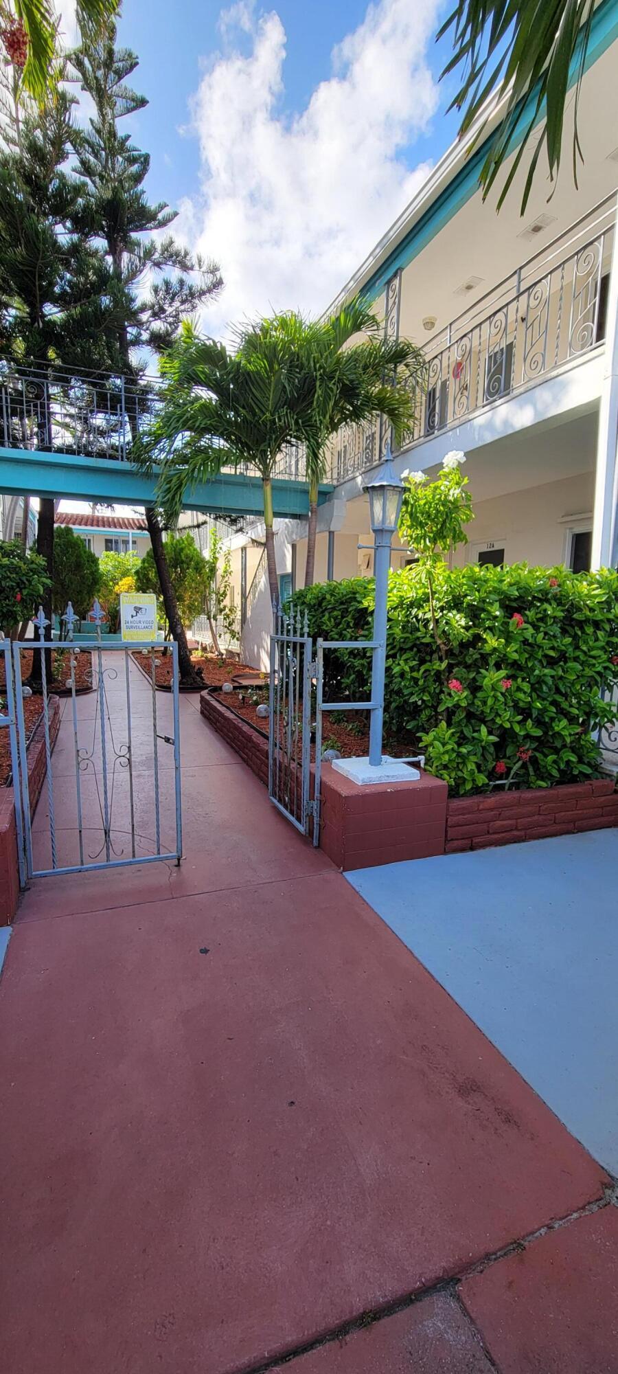 7300 Byron Avenue 12a
