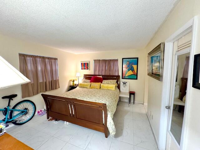 610 Tennis Club Drive 105