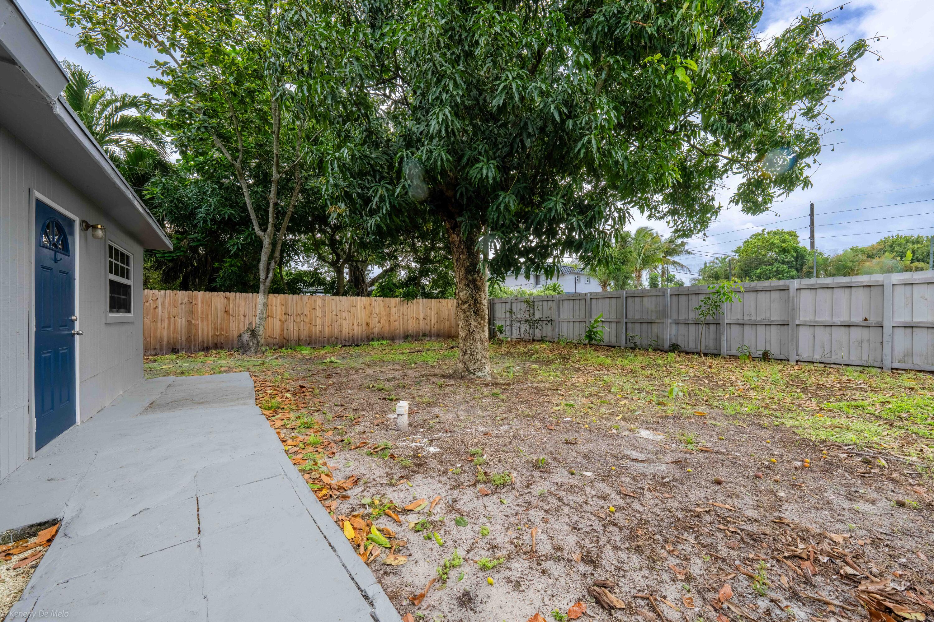1220 NW 1st Avenue Rear