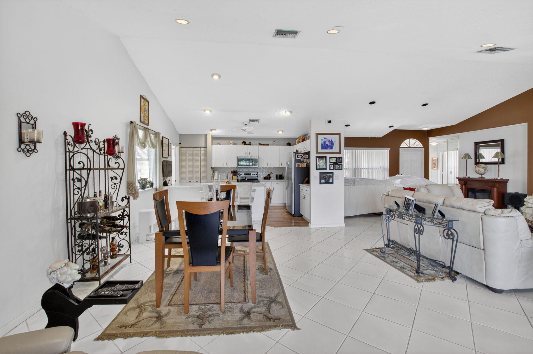 5665 Aspen Ridge Circle