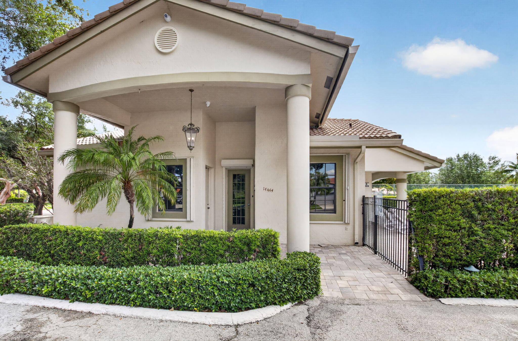 5665 Aspen Ridge Circle