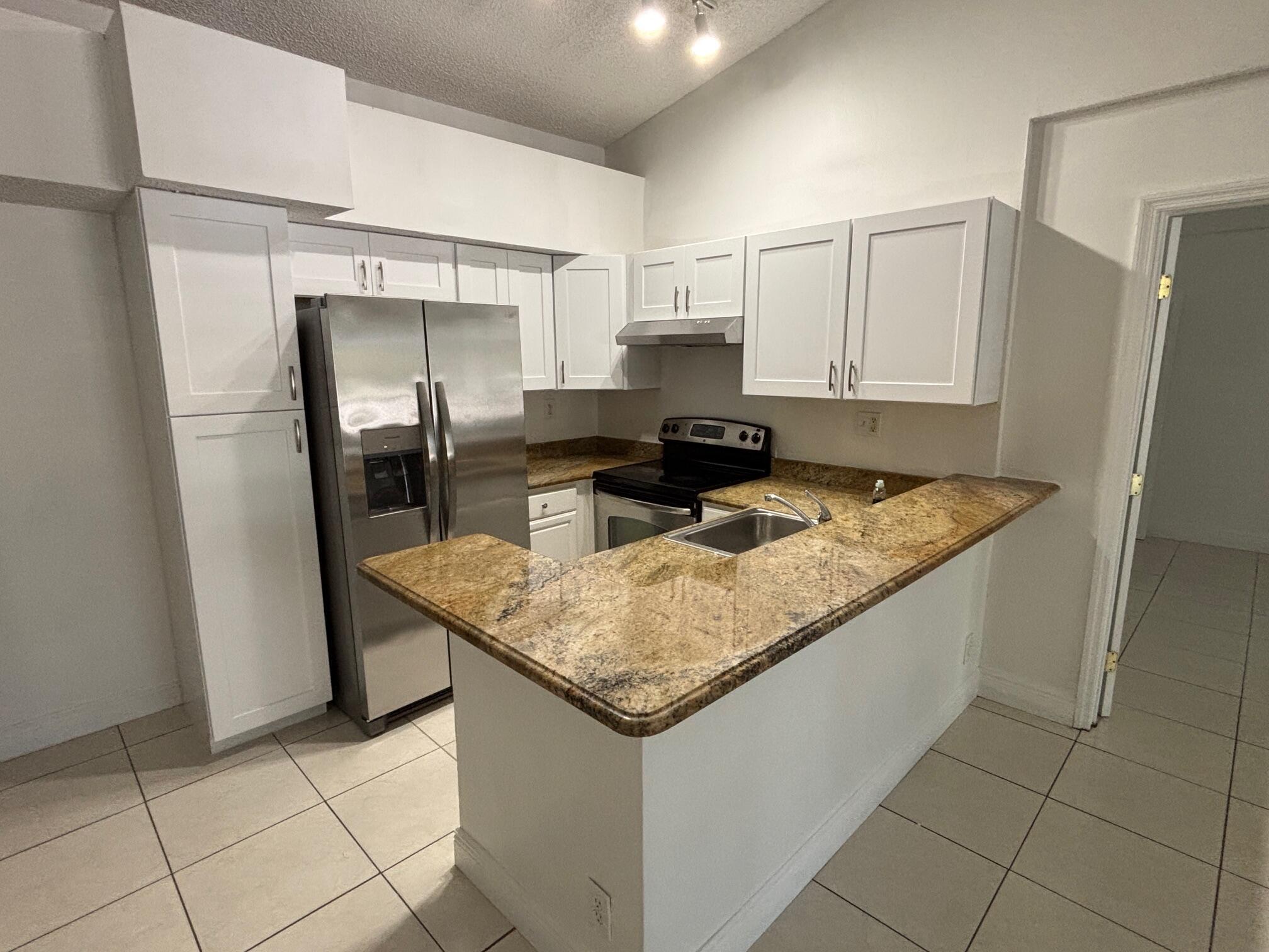 811 Lyons Road 20203