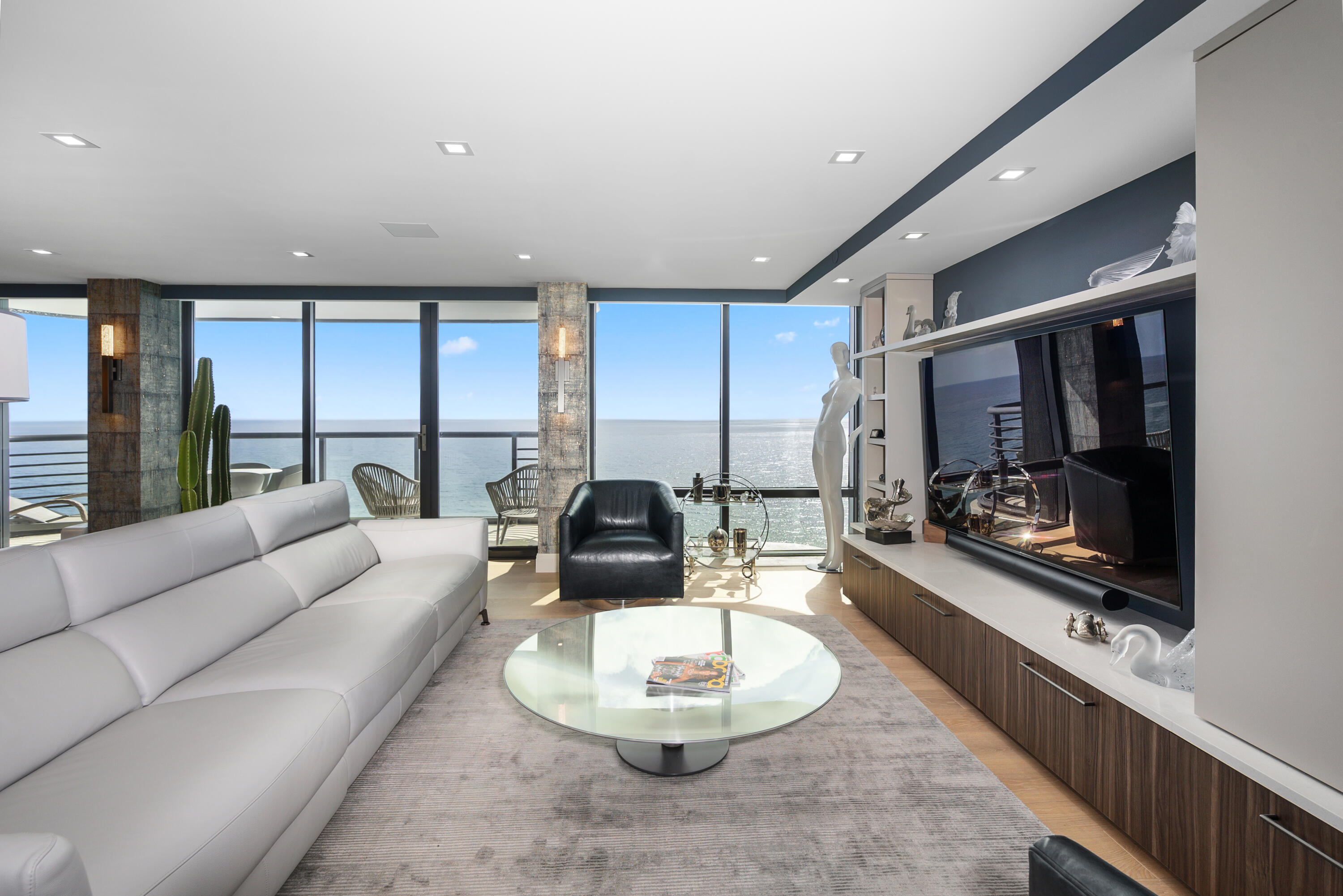 250 S Ocean Boulevard Penthouse F