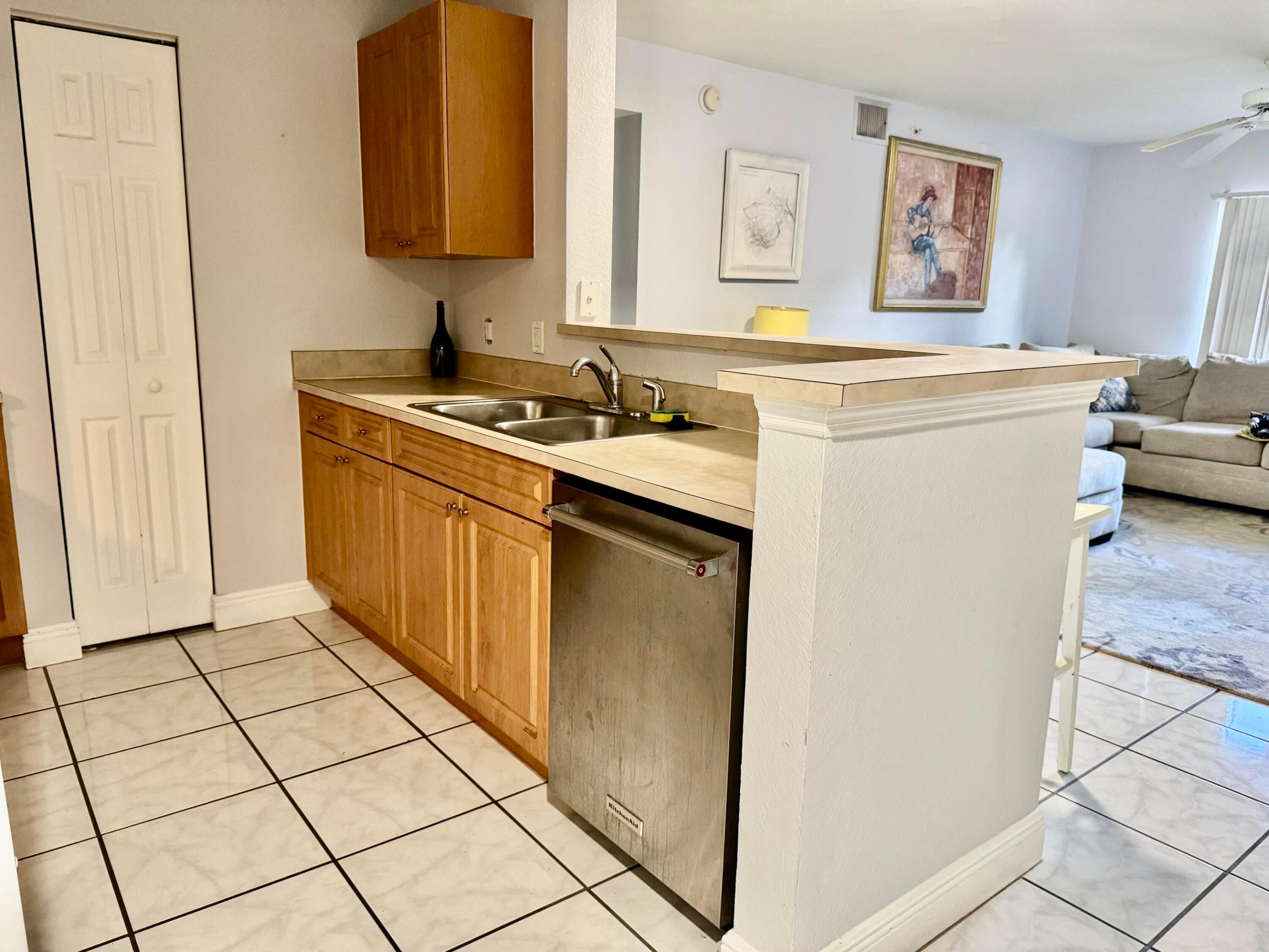 6769 Heritage Grande 2103