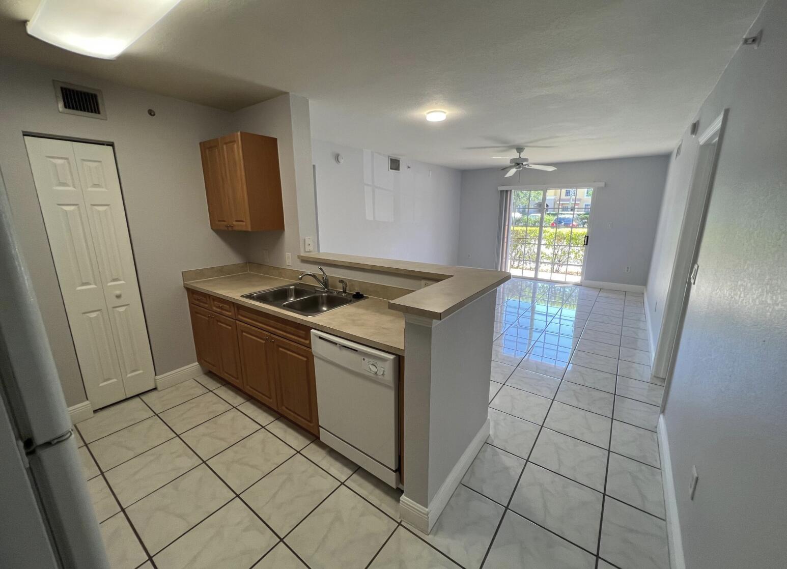 6769 Heritage Grande 2103
