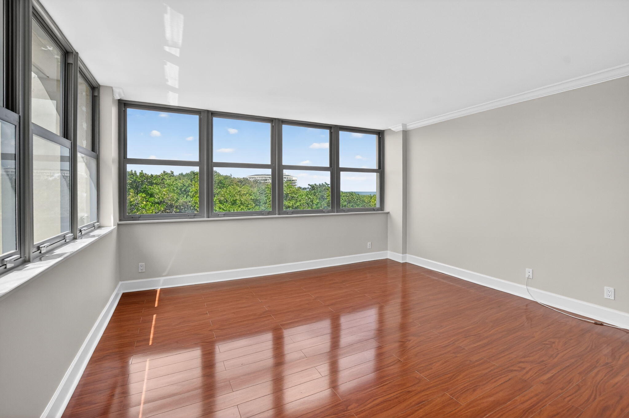 1180 S Ocean Boulevard 3f