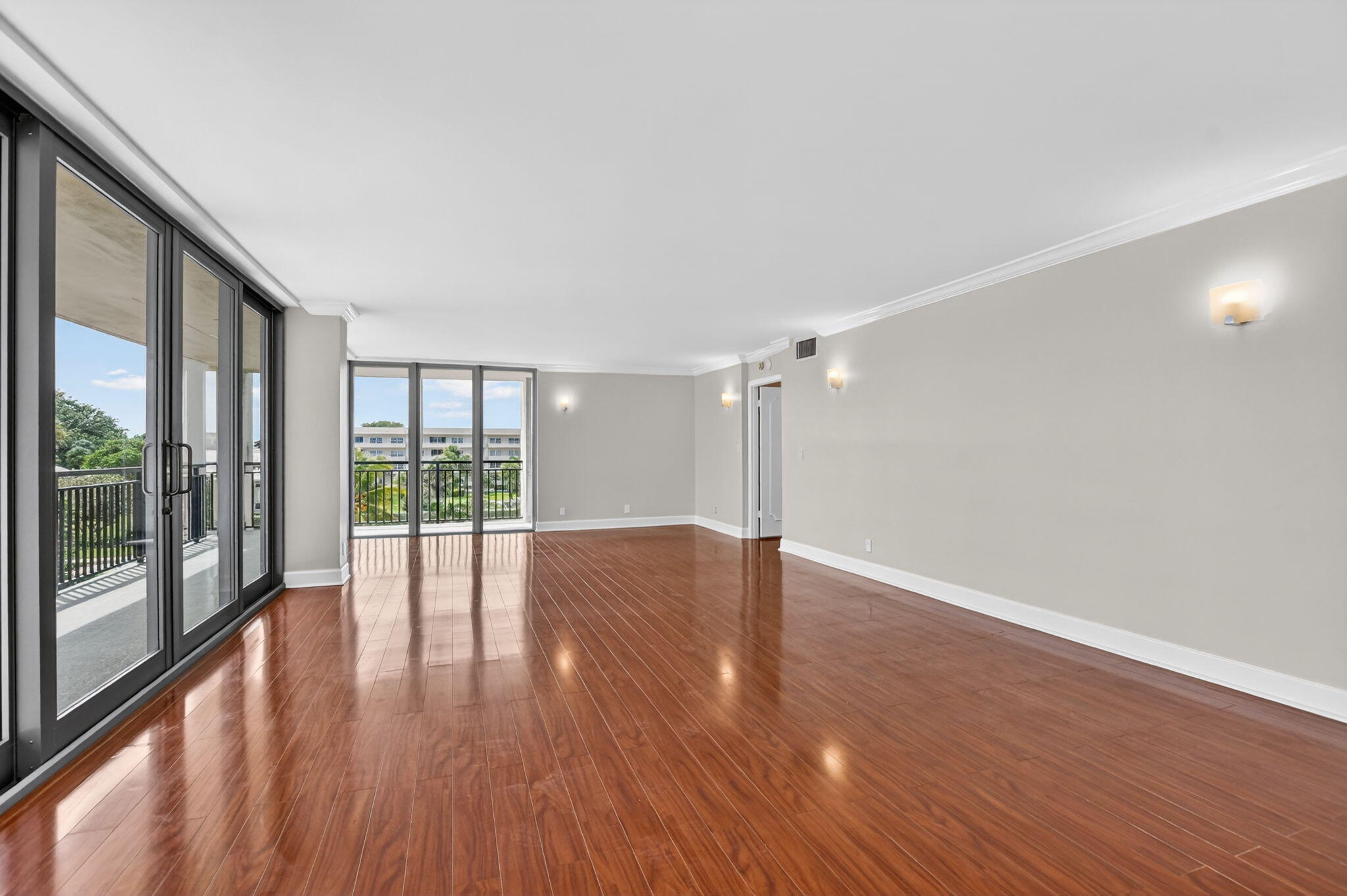 1180 S Ocean Boulevard 3f