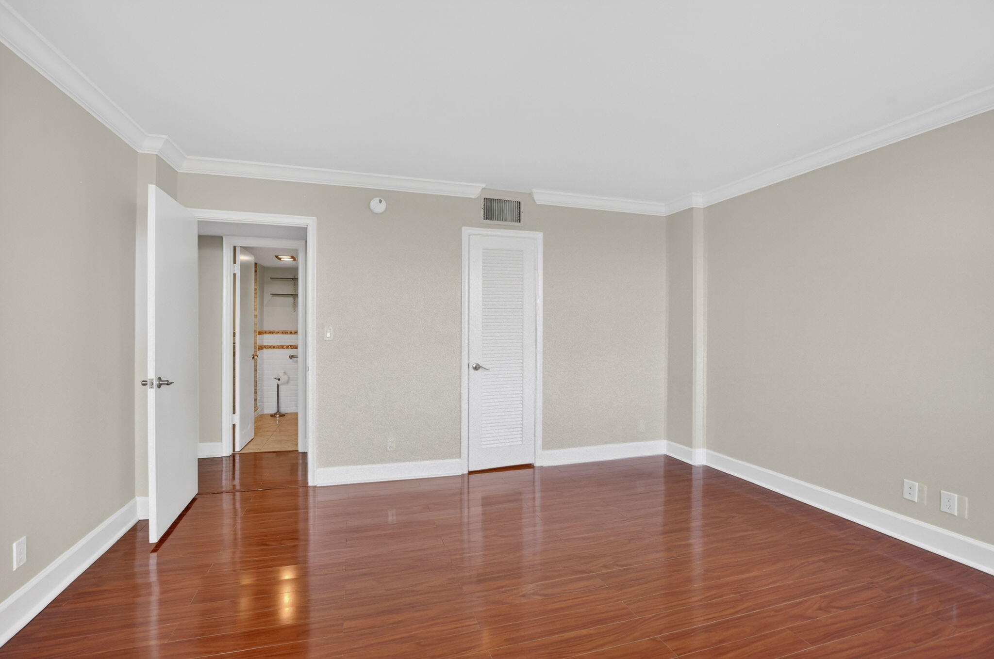 1180 S Ocean Boulevard 3f