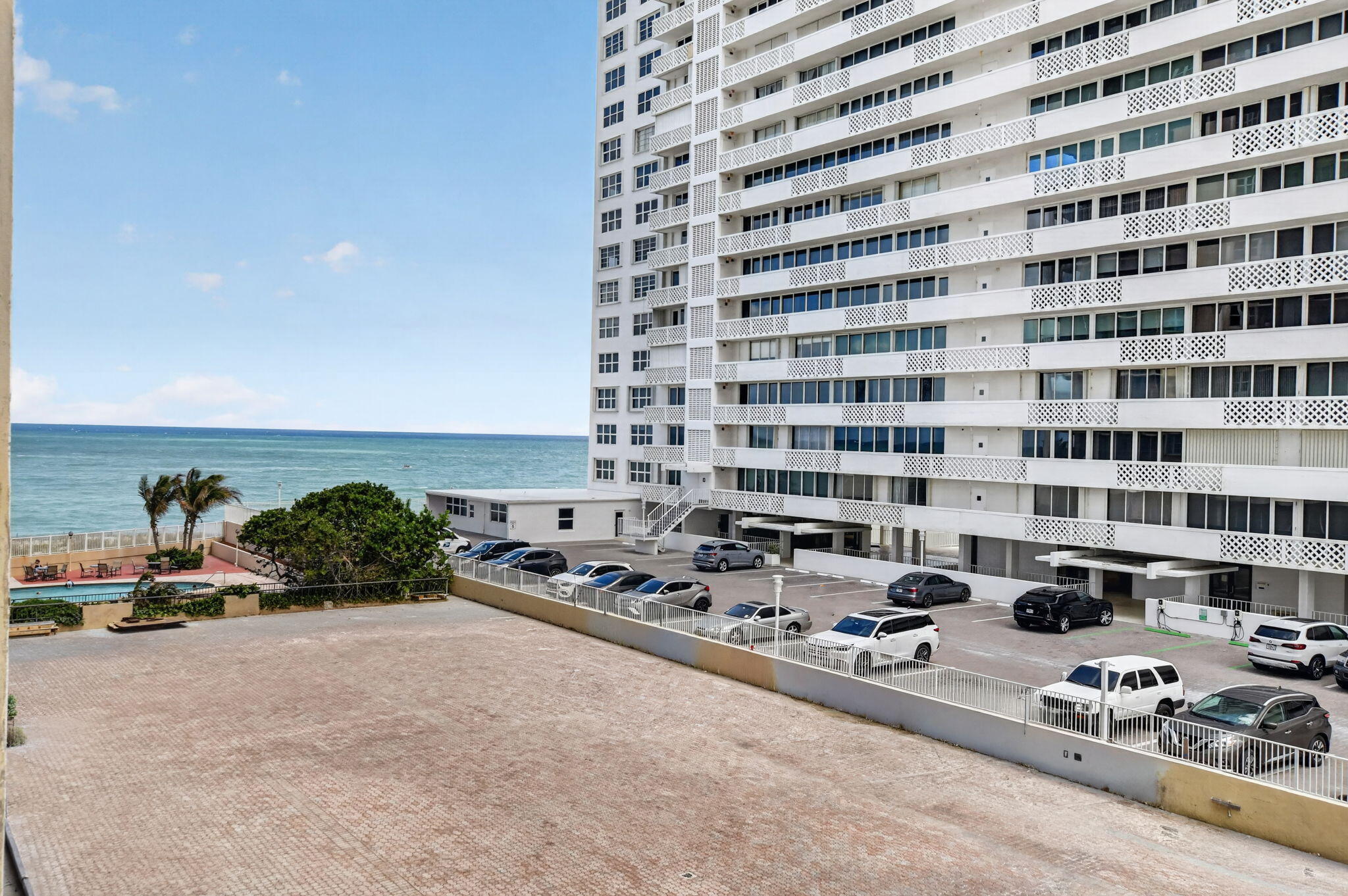 1180 S Ocean Boulevard 3f