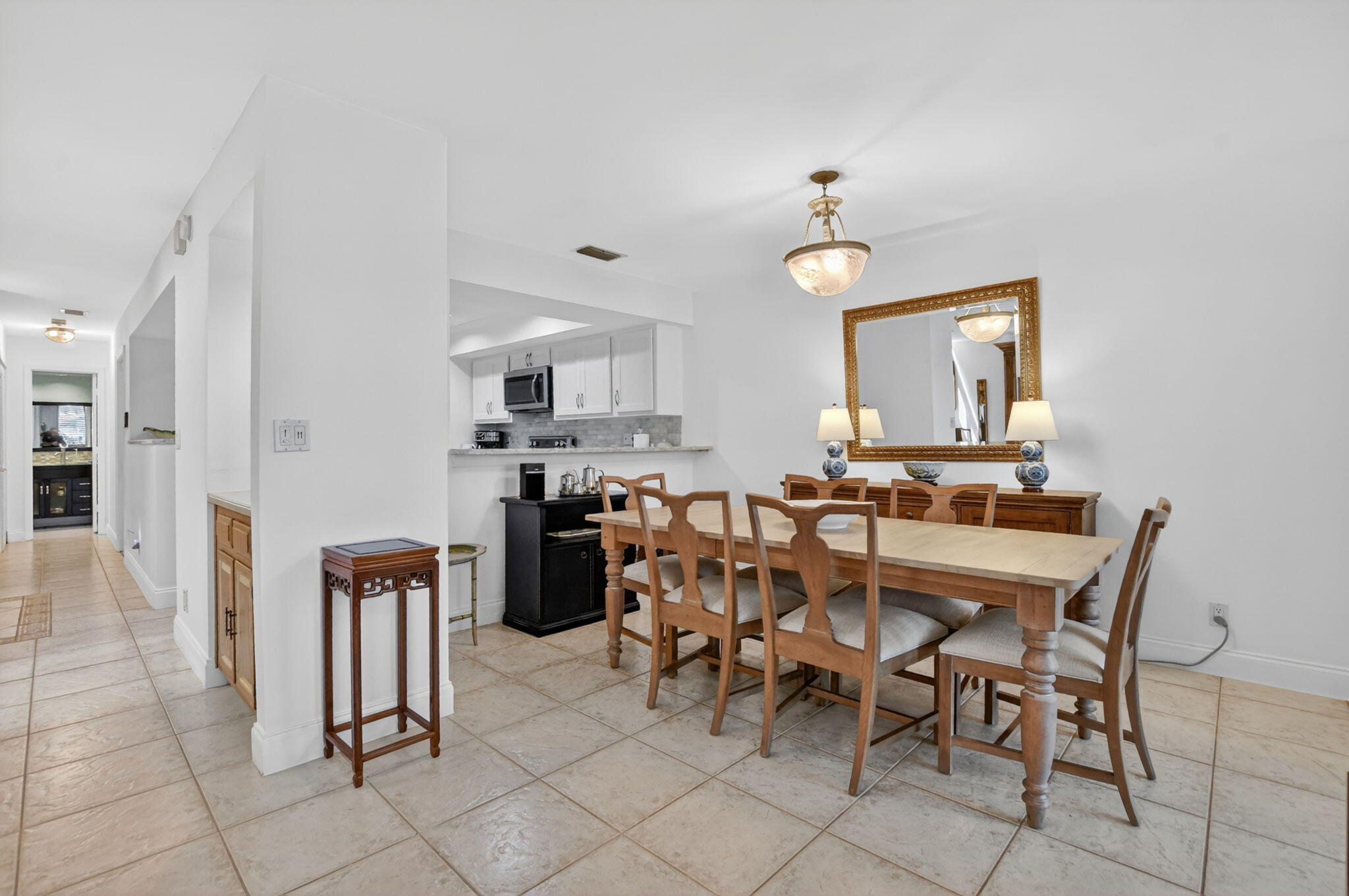 6062 Glendale Drive