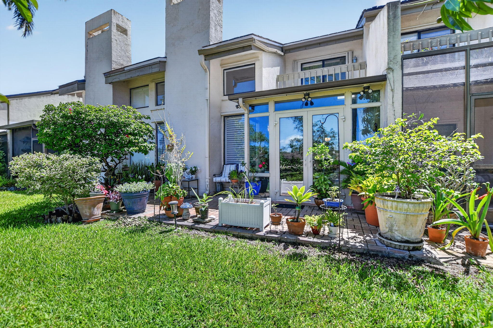 6062 Glendale Drive