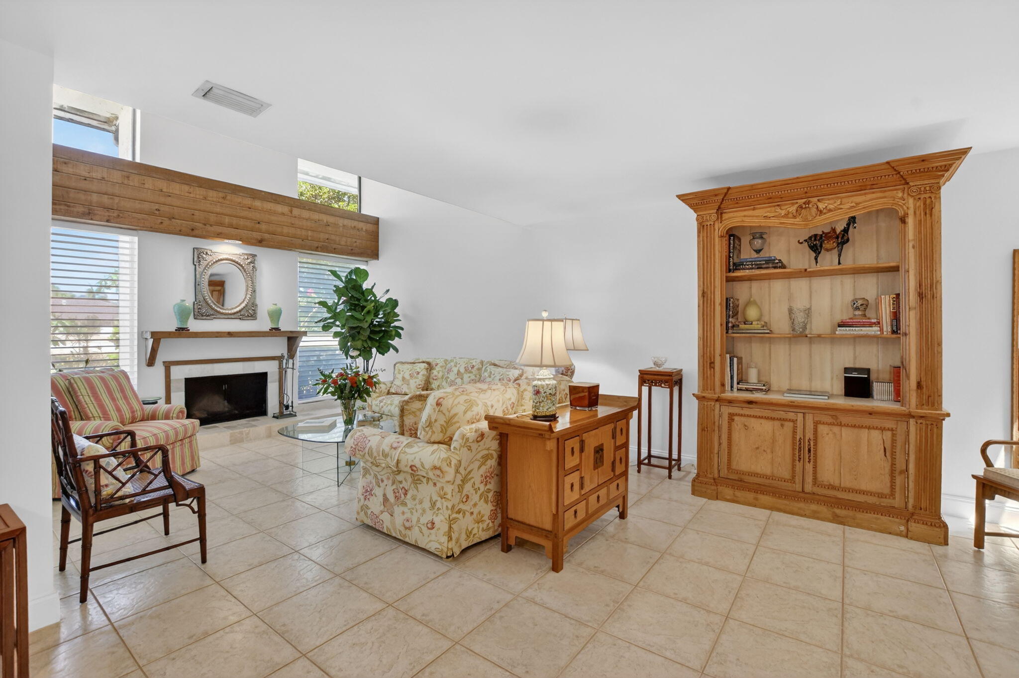 6062 Glendale Drive