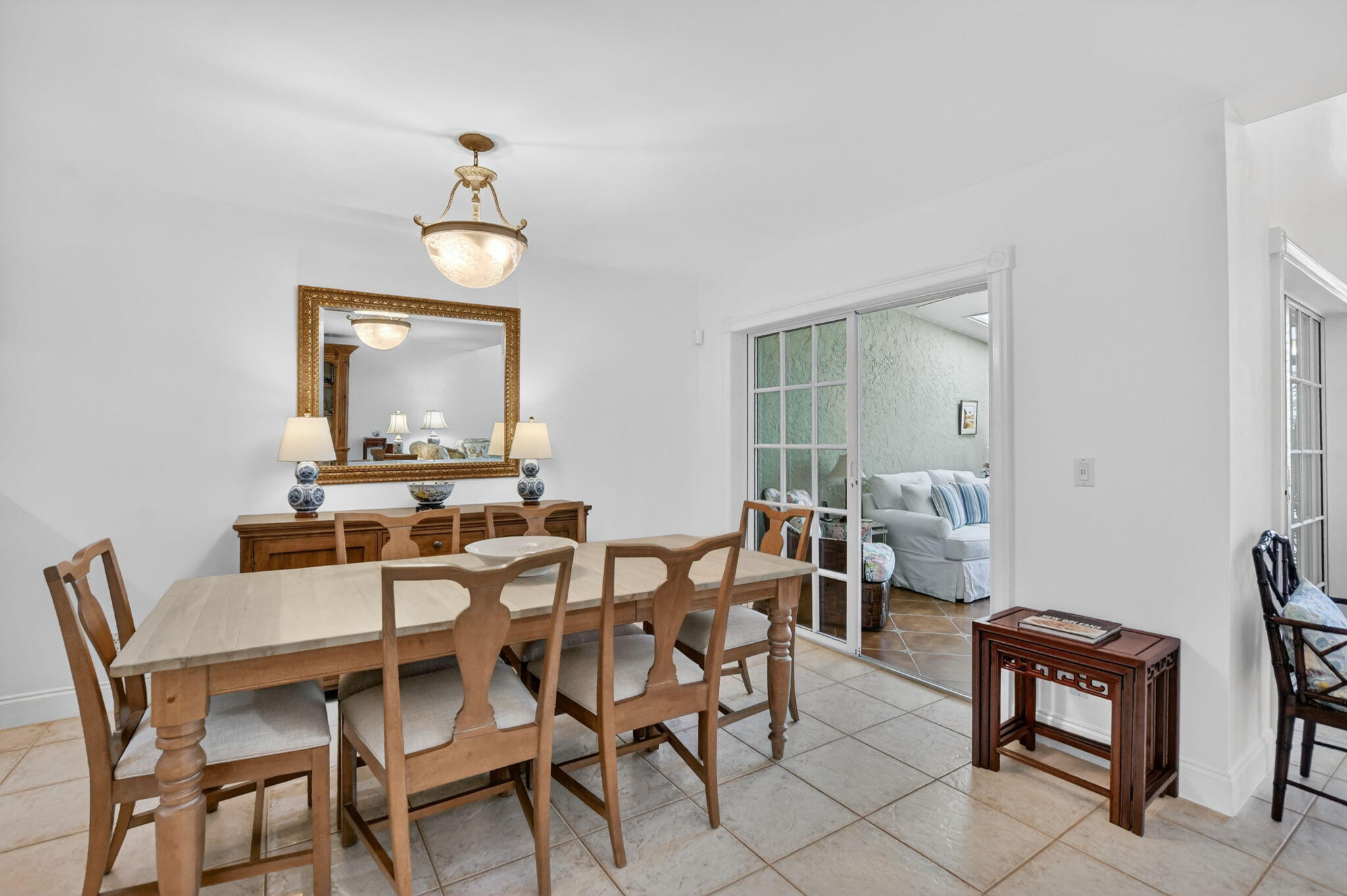 6062 Glendale Drive
