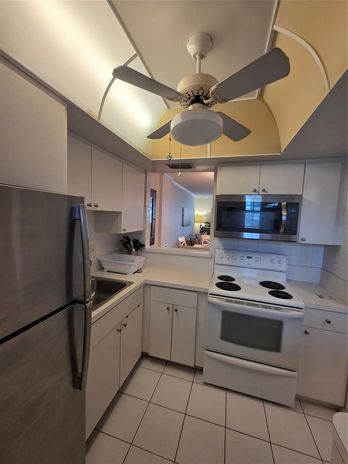 1333 E Hallandale Beach Boulevard Unit: 305