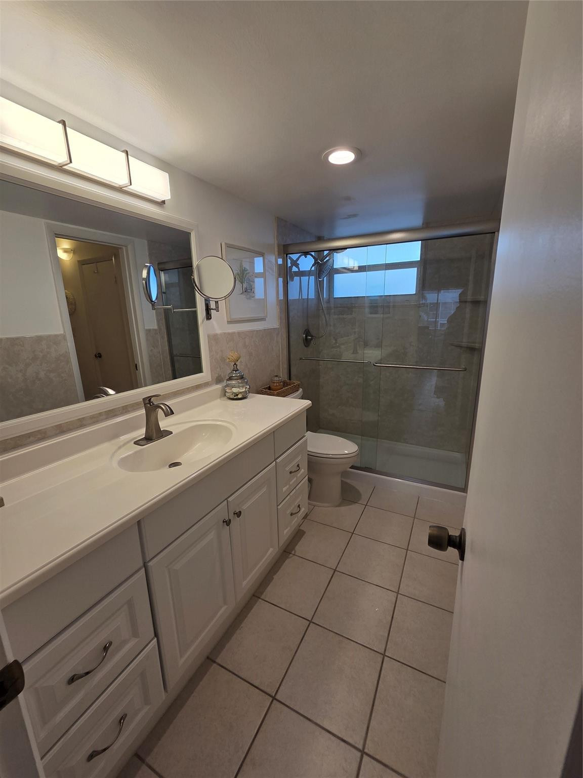 1333 E Hallandale Beach Boulevard Unit: 305