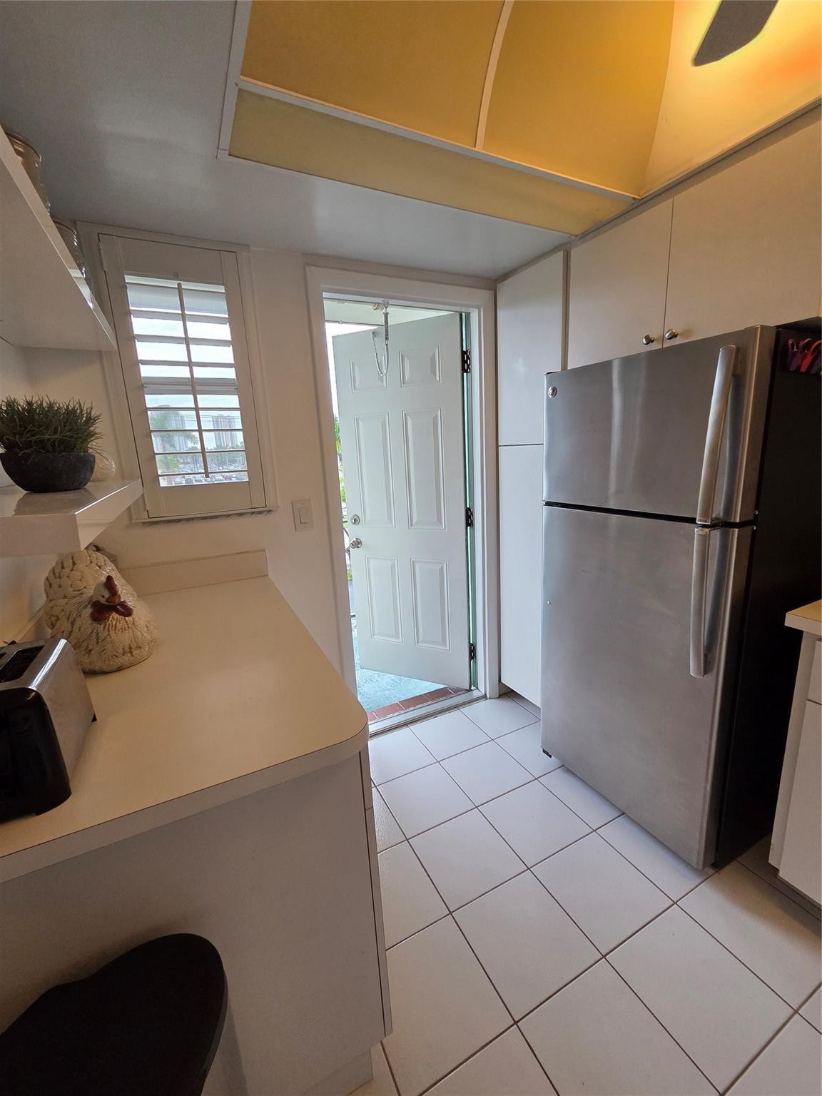 1333 E Hallandale Beach Boulevard Unit: 305