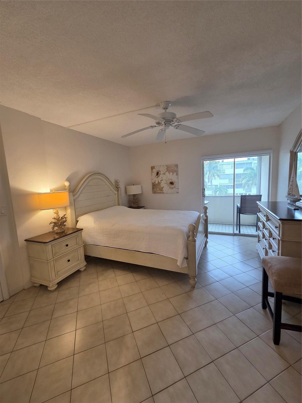 1333 E Hallandale Beach Boulevard Unit: 305