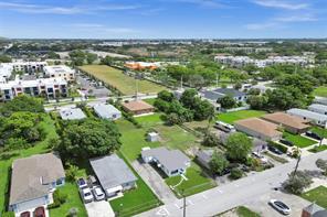 2055 NW 8th Street