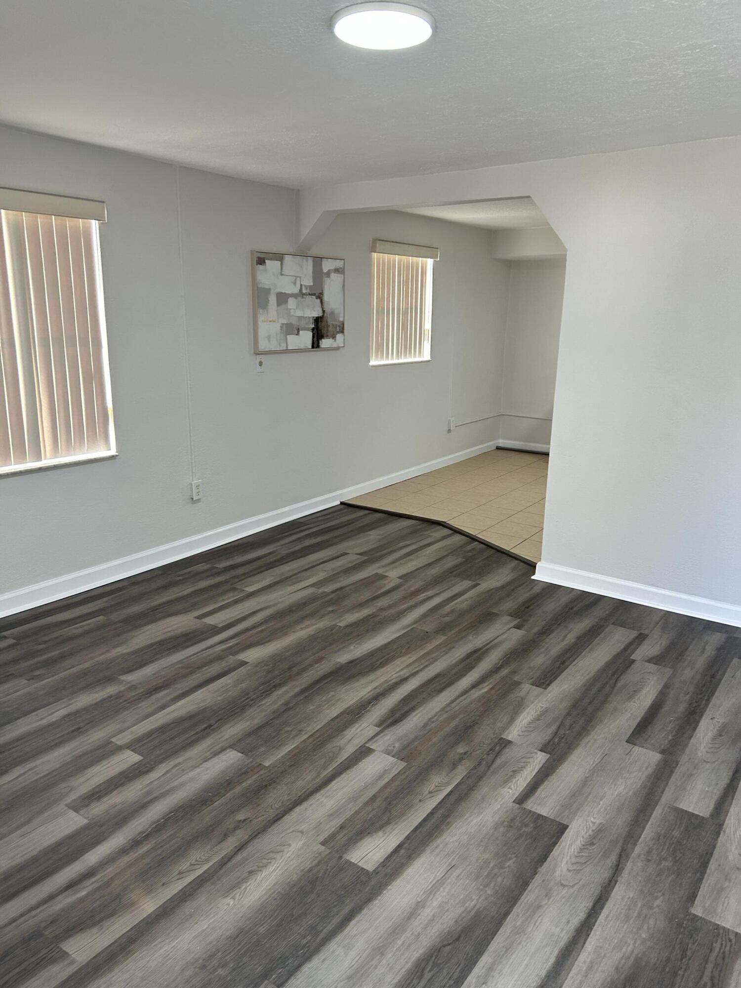 2055 NW 8th Street