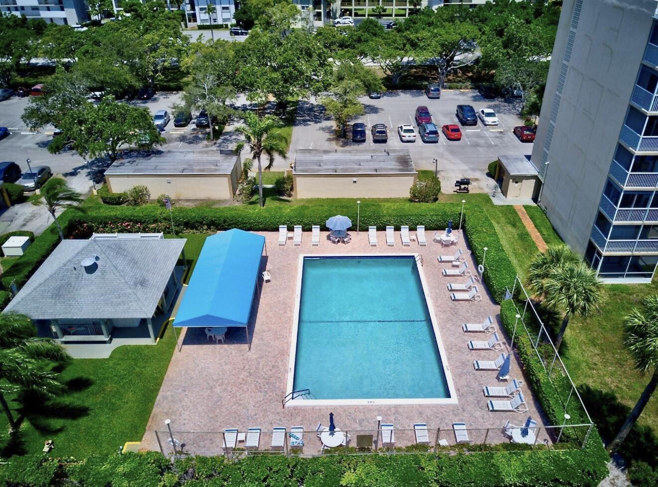 5500 NW 2nd Avenue 718