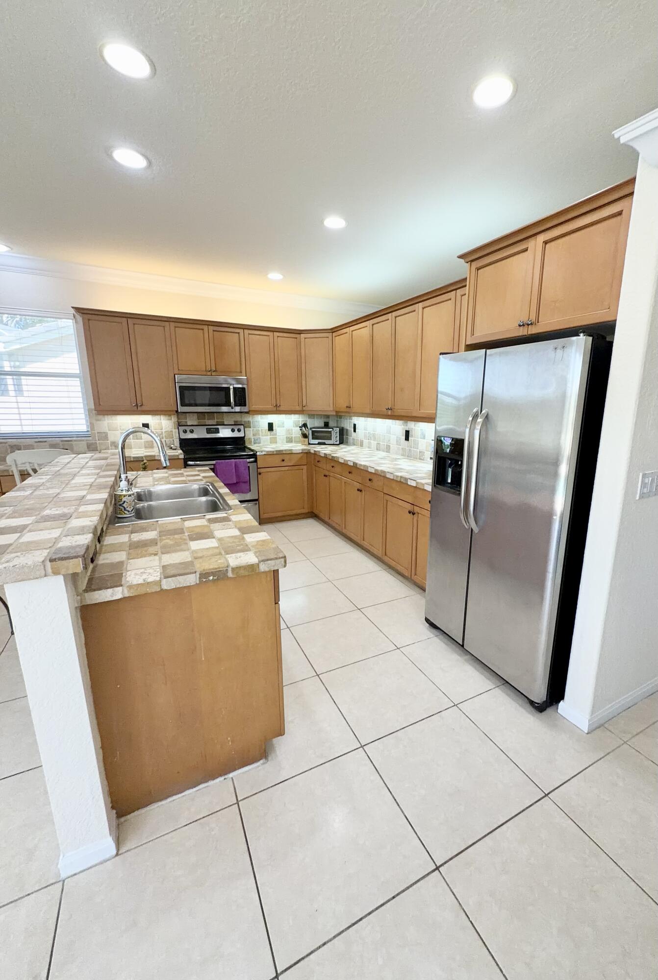 7762 Oak Grove Circle