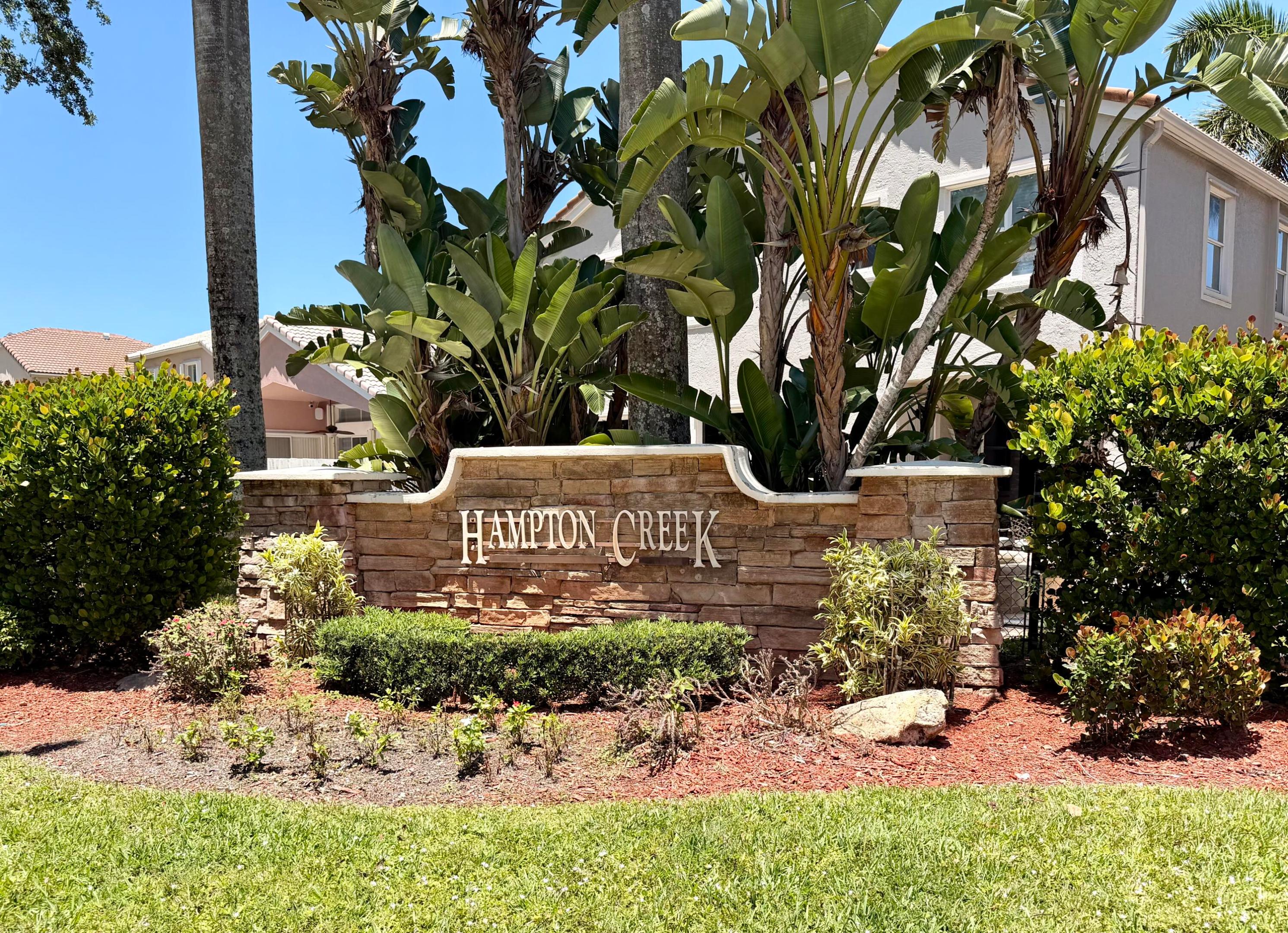 7762 Oak Grove Circle