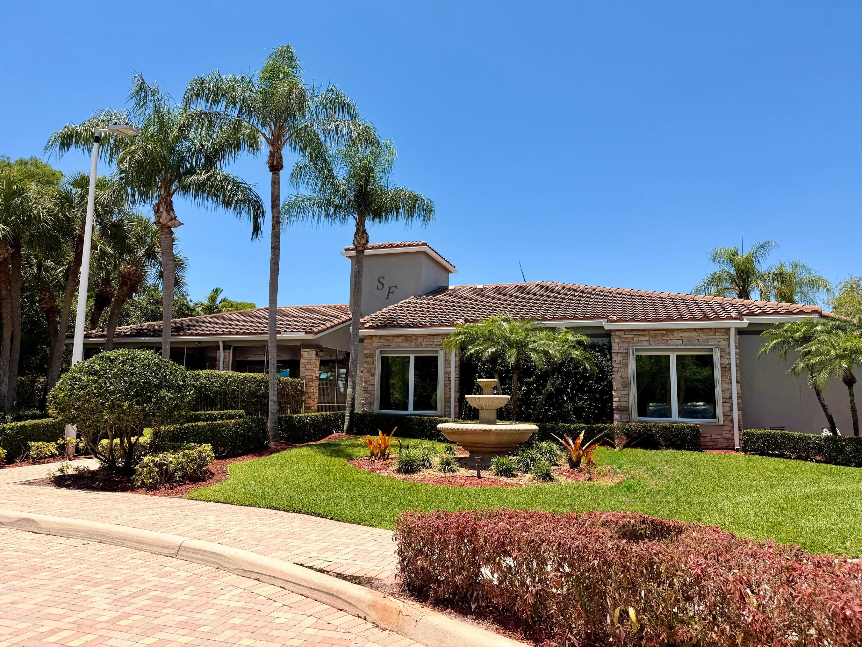 7762 Oak Grove Circle
