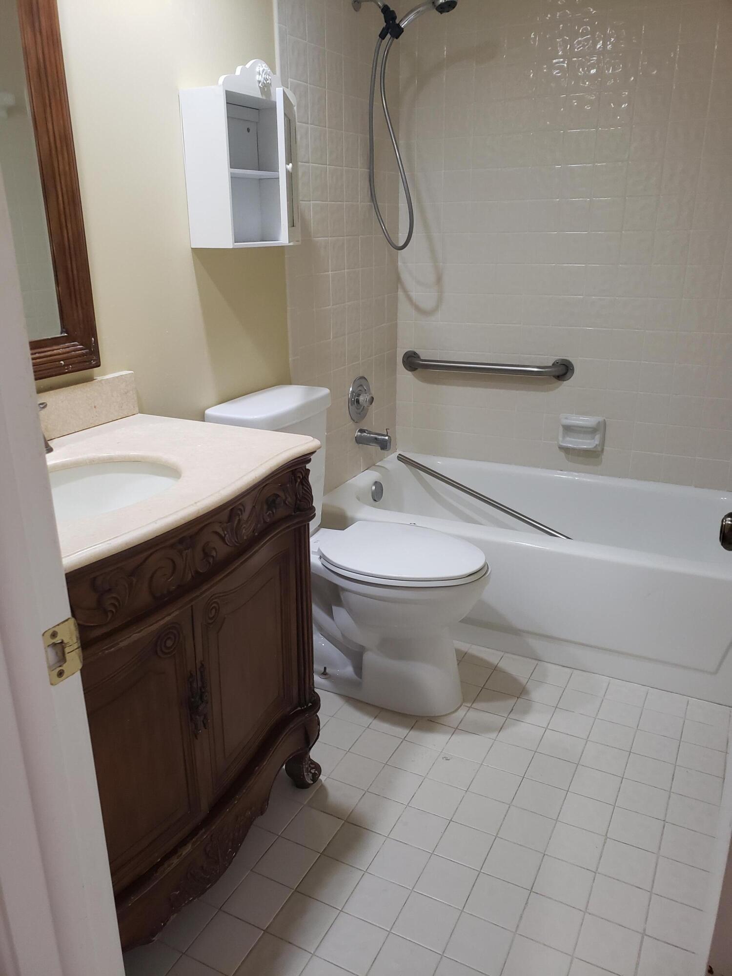 10875 Lake Front Place 10875