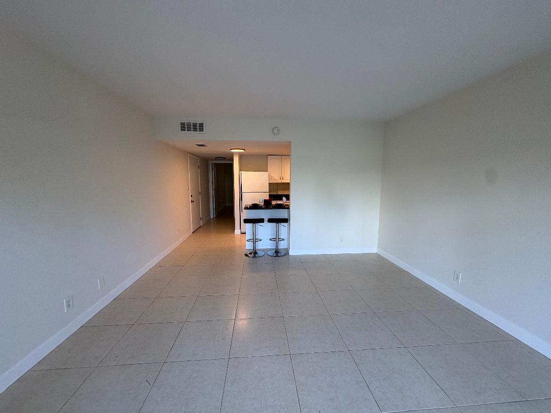 505 NE 20th Avenue 118