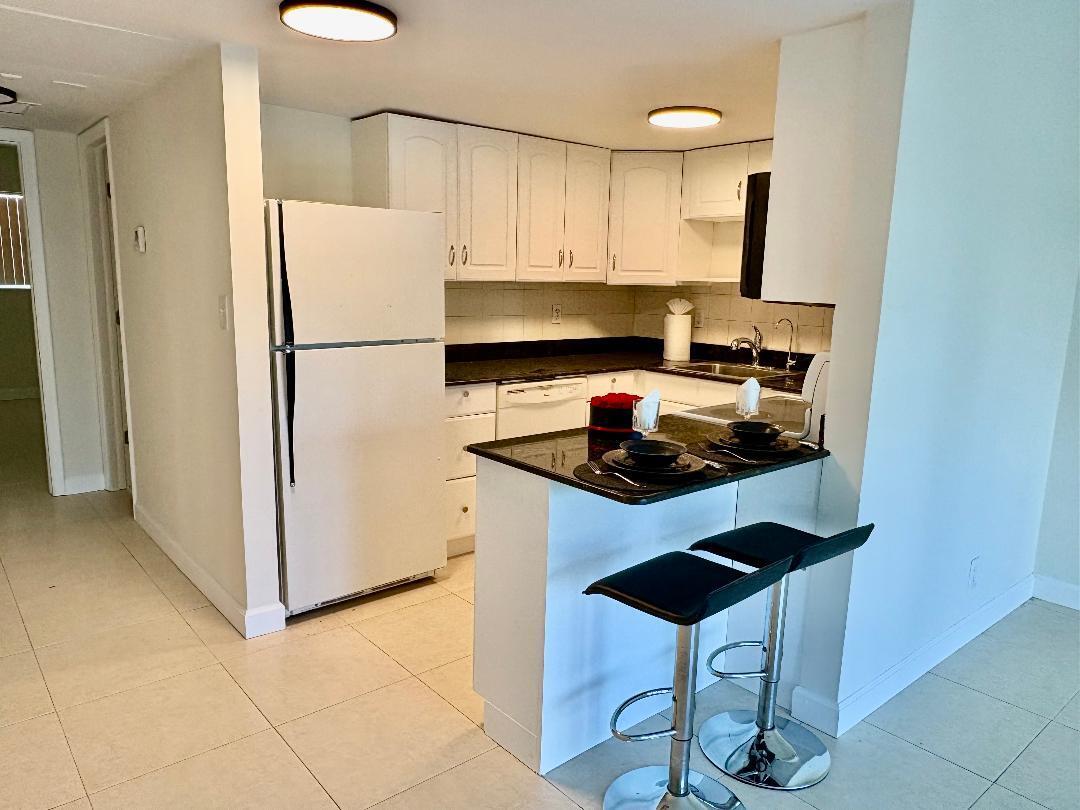 505 NE 20th Avenue 118