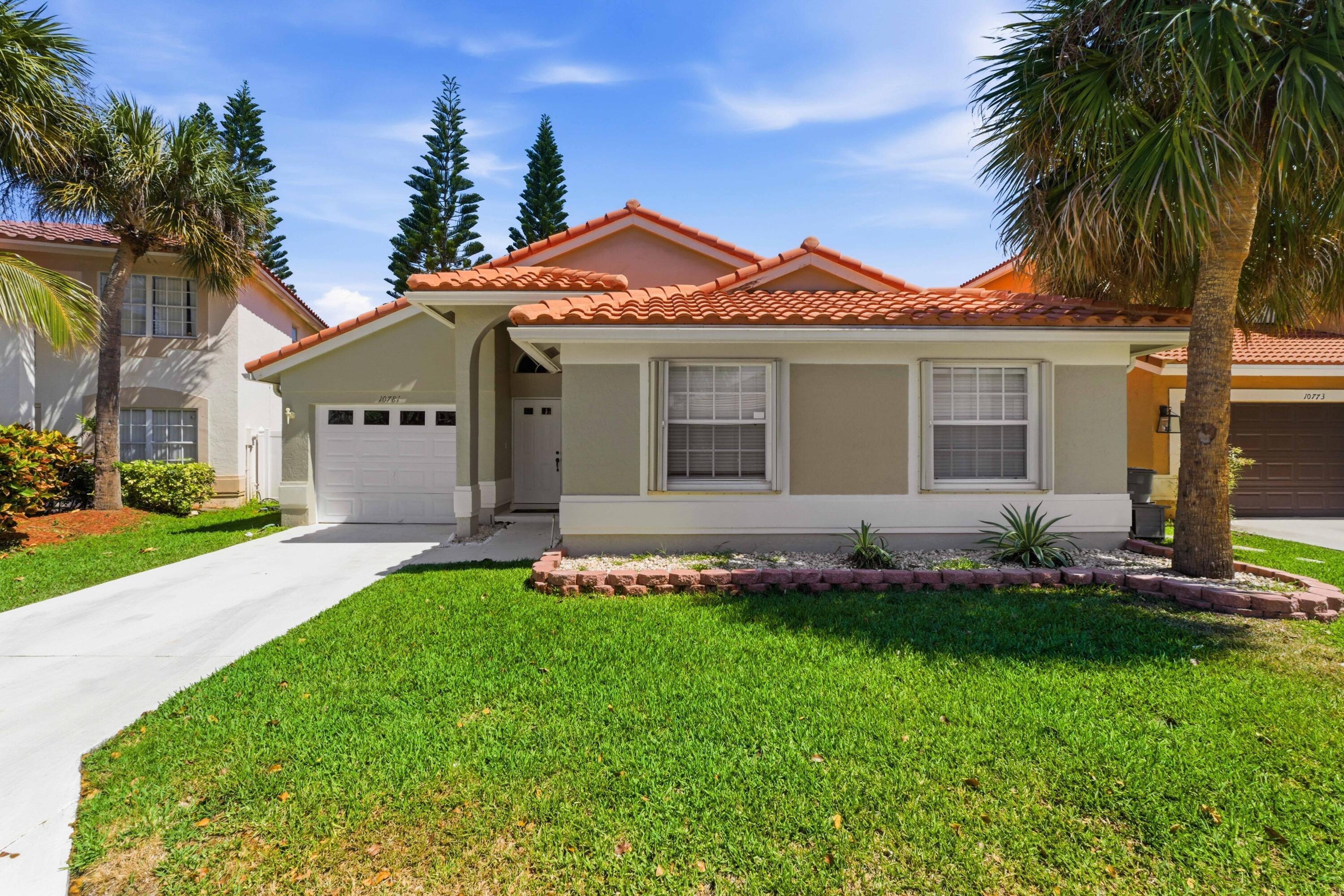 10781 Cypress Lake Terrace