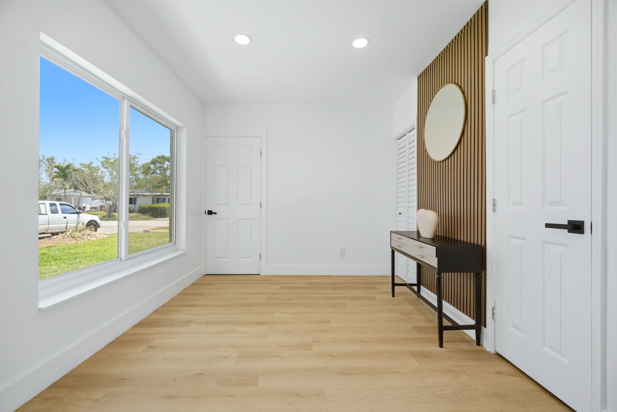 310 NW 4th Avenue