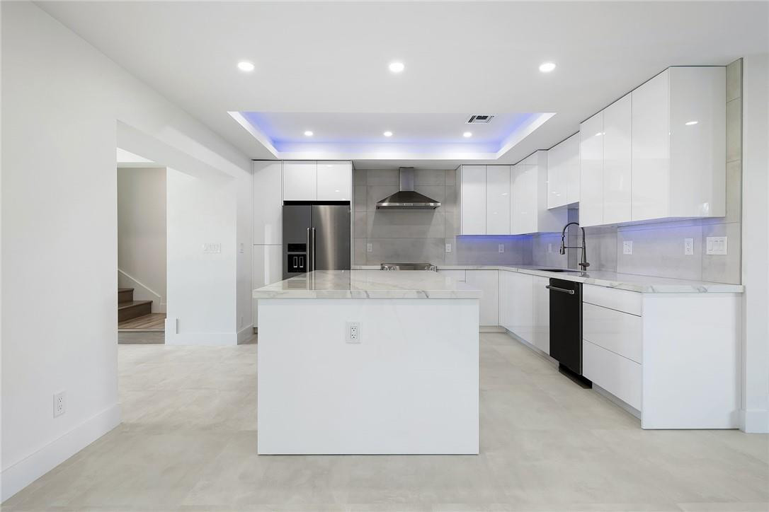 120 SE 12th Court