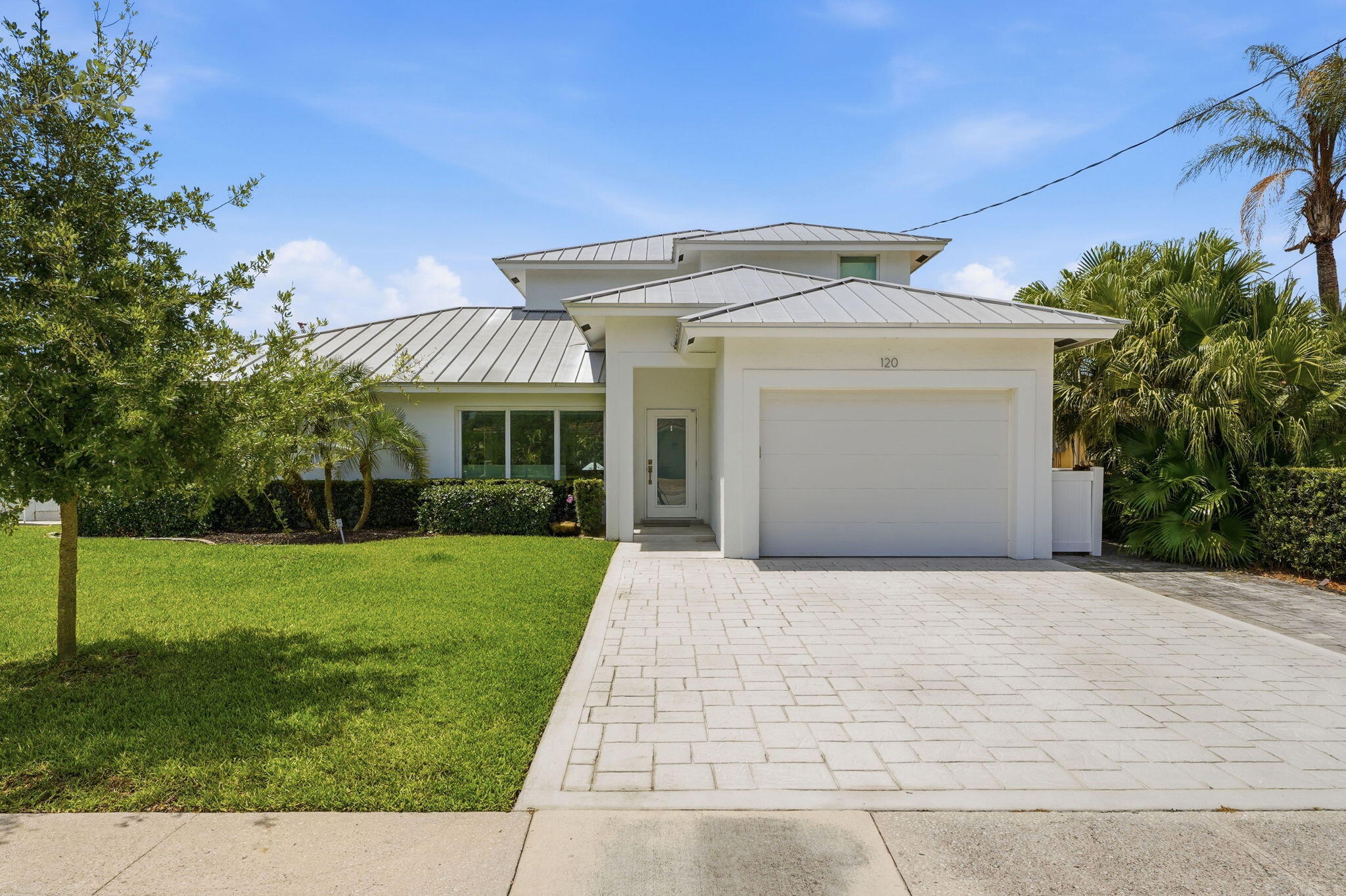 120 SE 12th Court