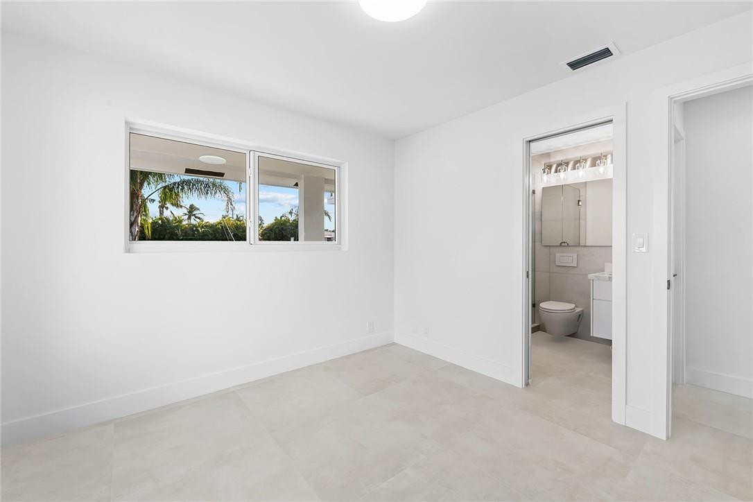 120 SE 12th Court