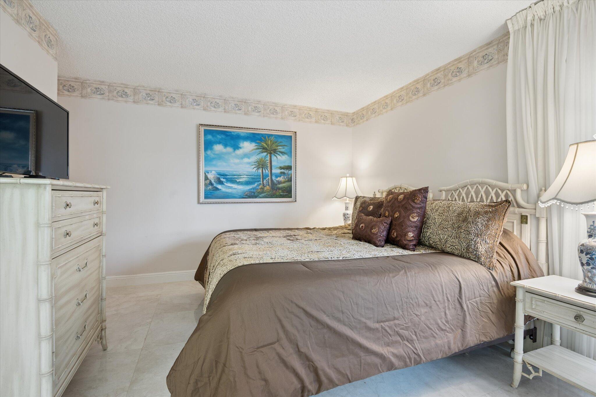 2307 SW 15th Street SW 1