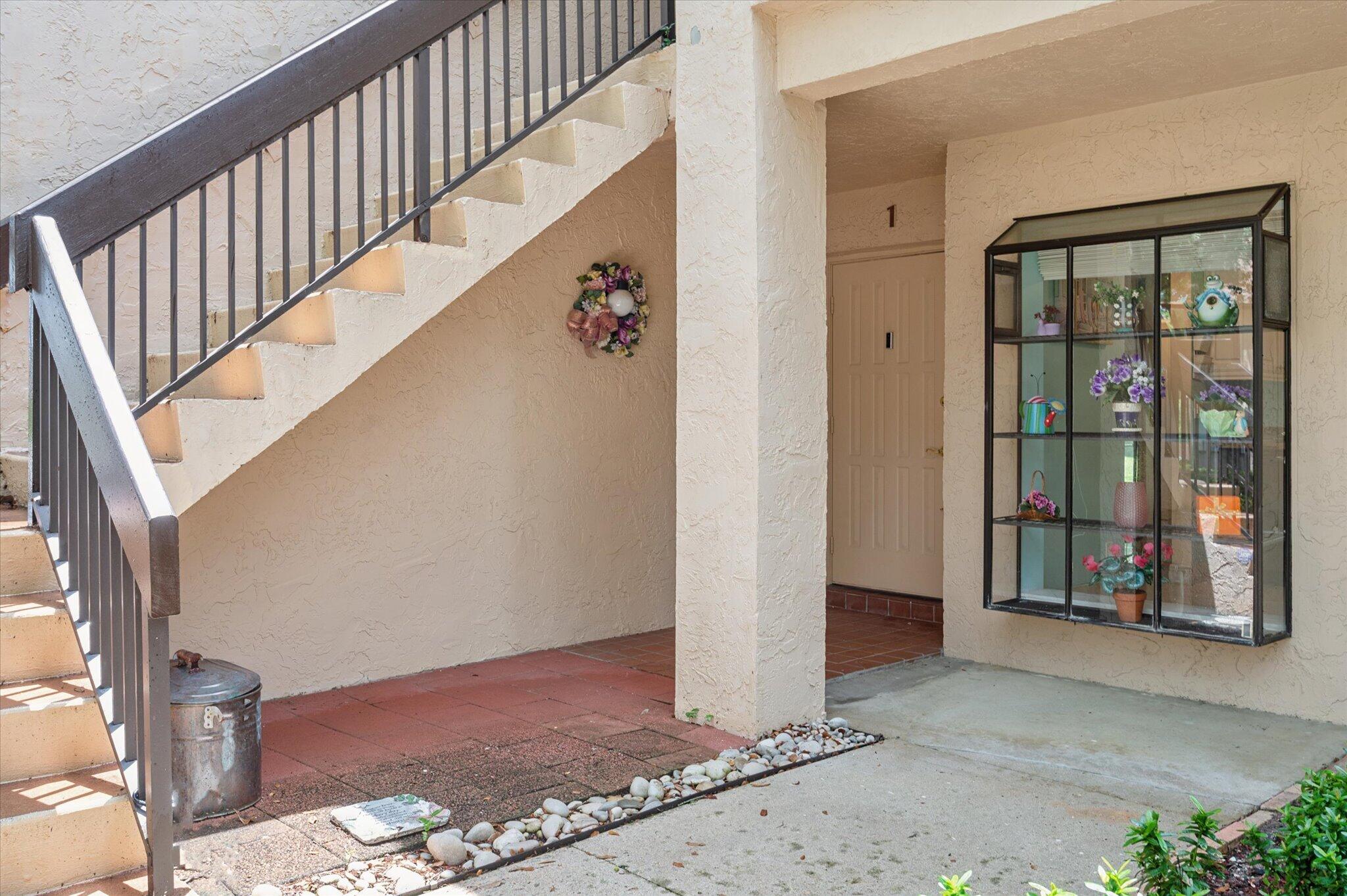 2307 SW 15th Street SW 1