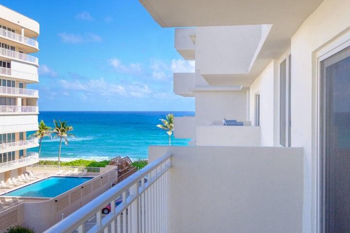 3215 S Ocean Boulevard 402