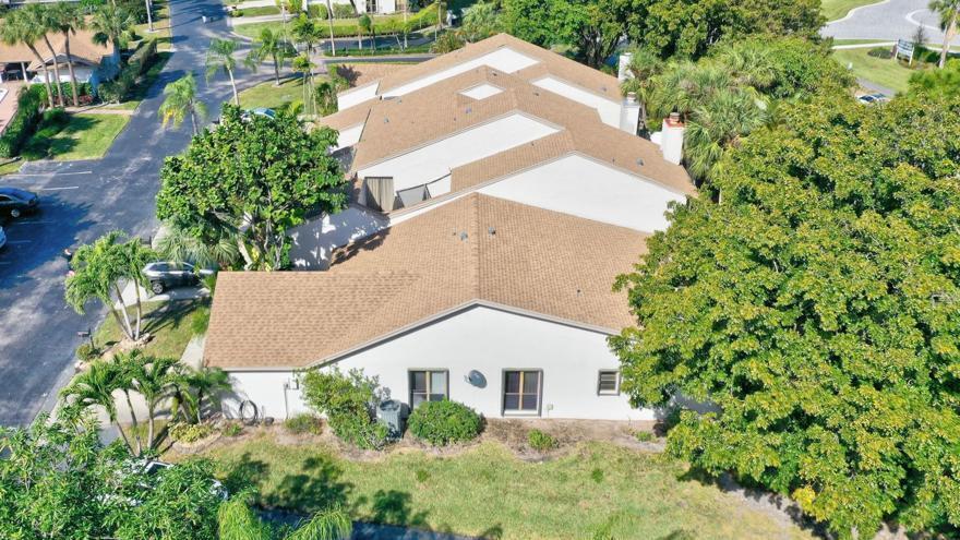 6660 Canary Palm Circle