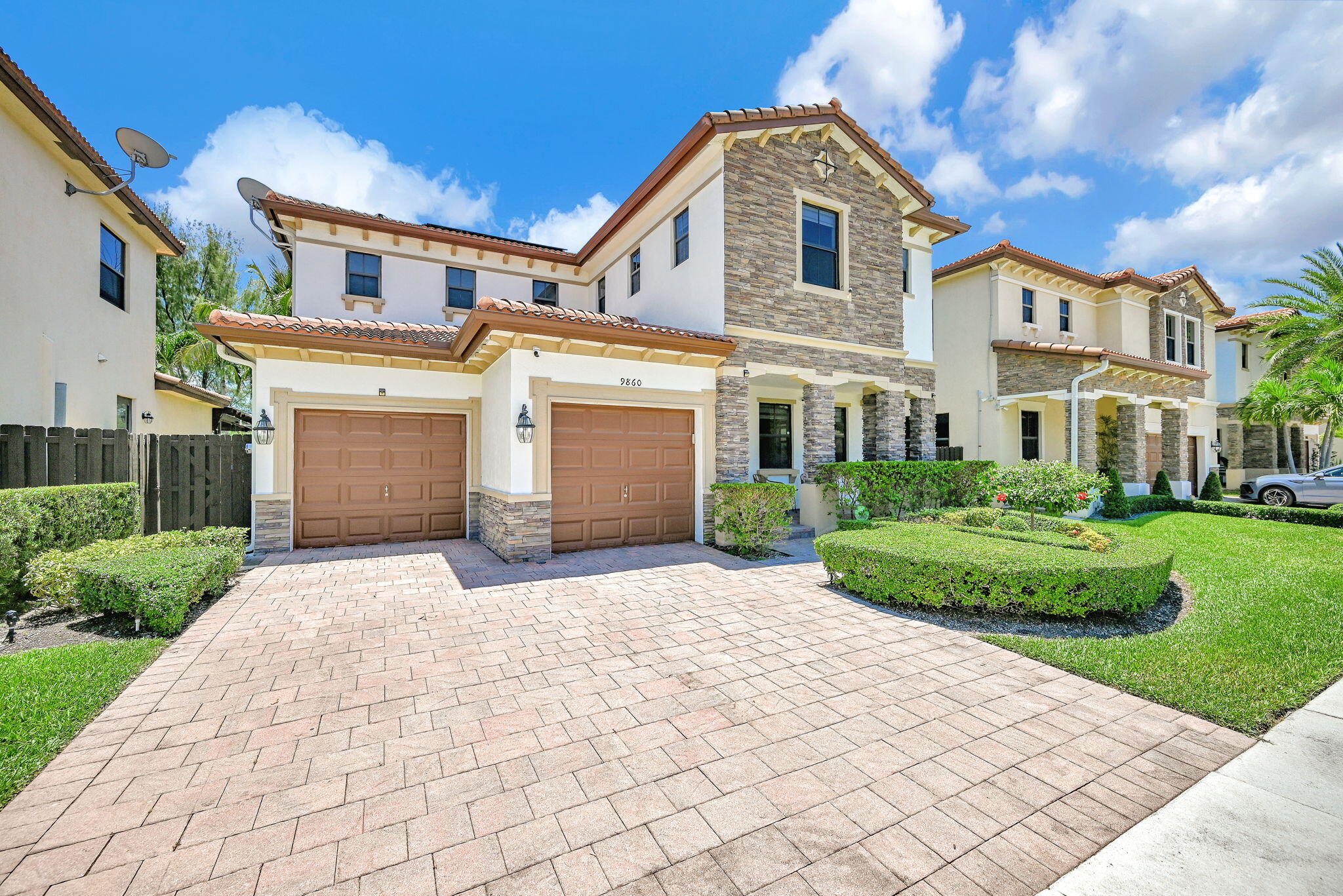 9860 NW 86th Terrace