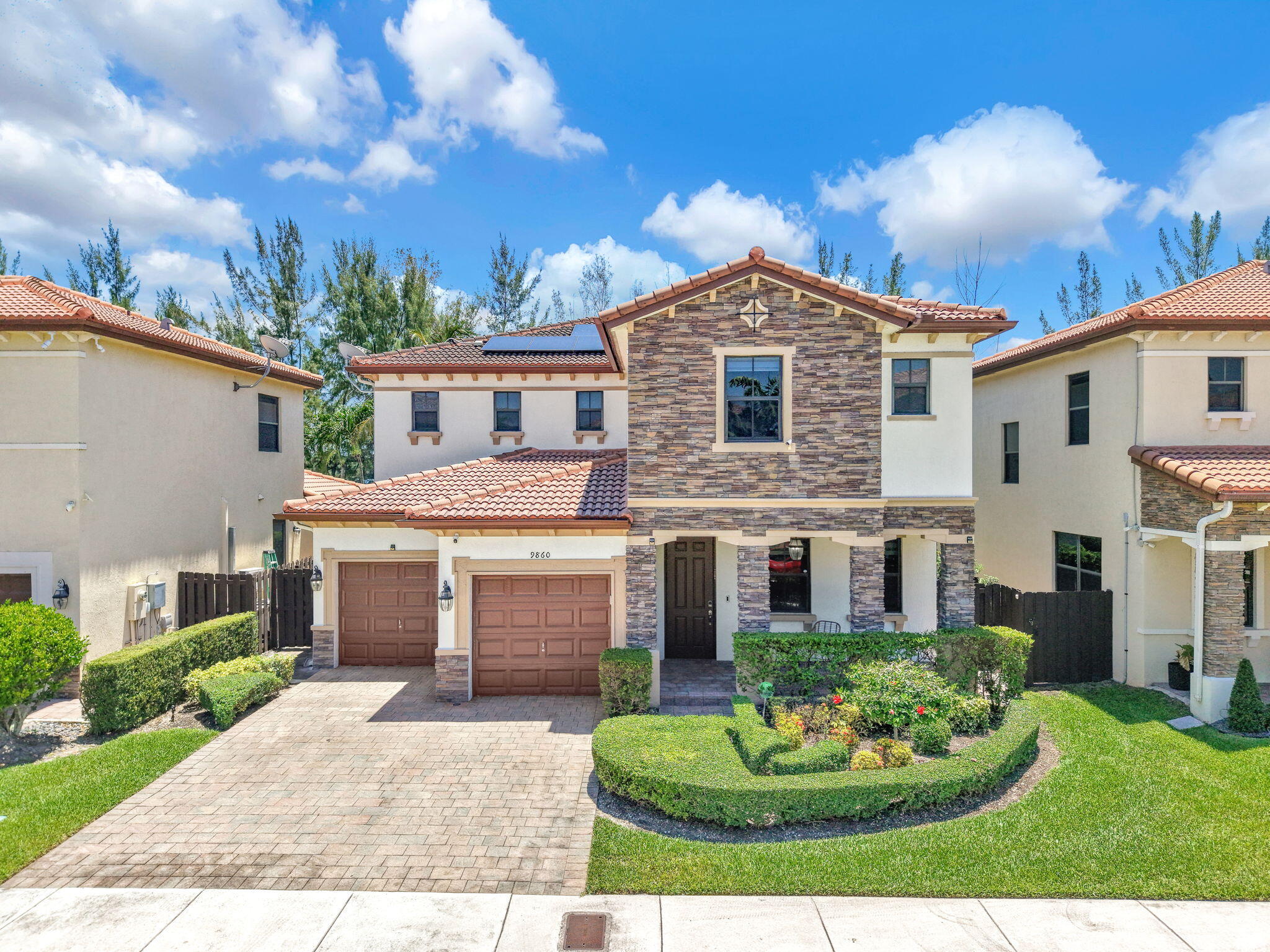 9860 NW 86th Terrace