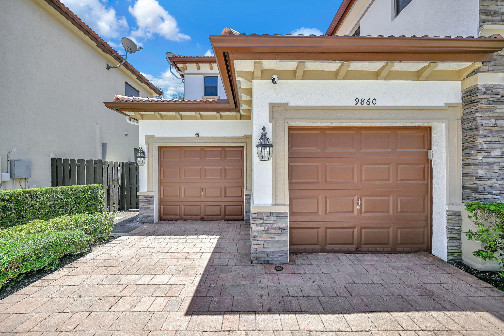 9860 NW 86th Terrace