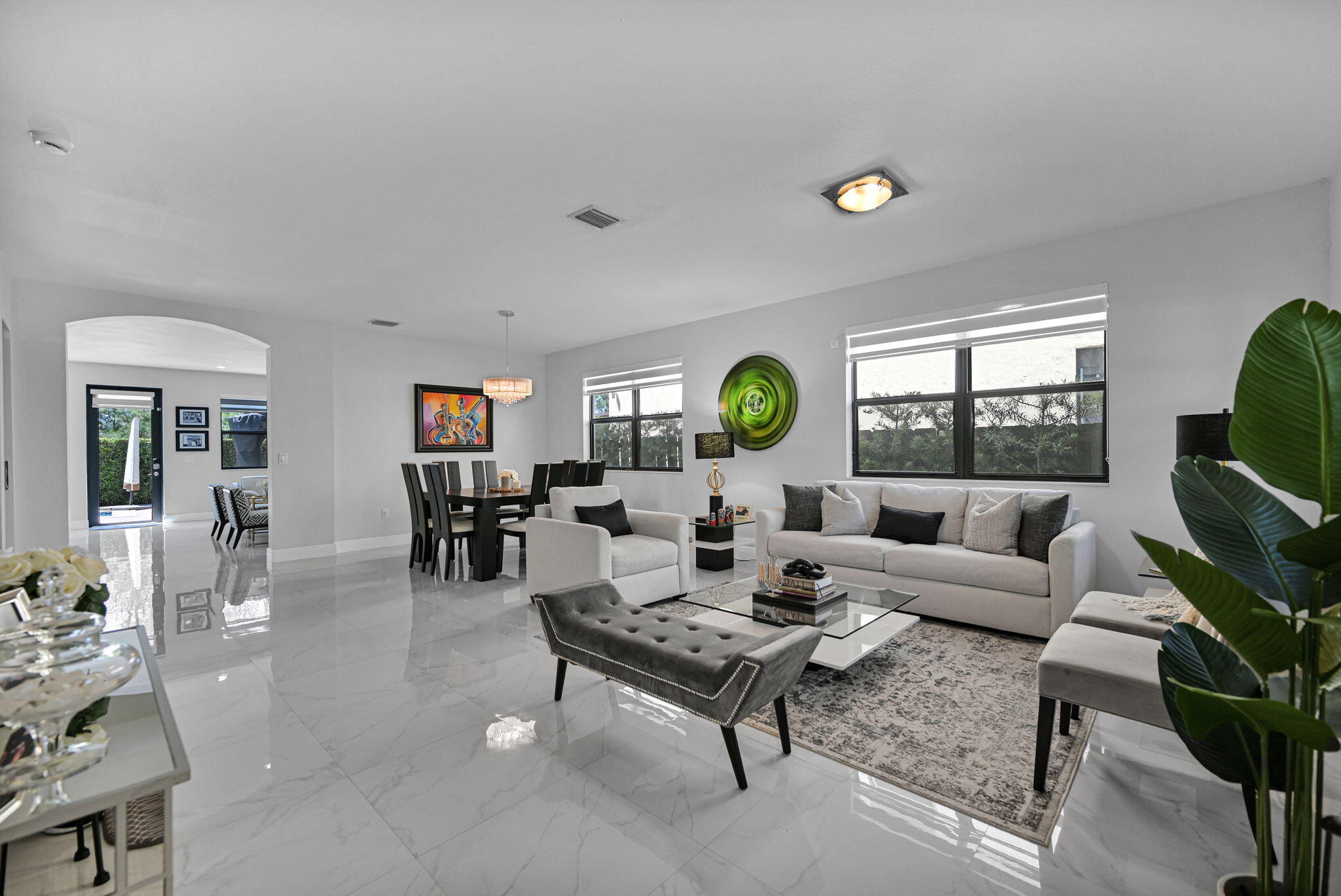 9860 NW 86th Terrace