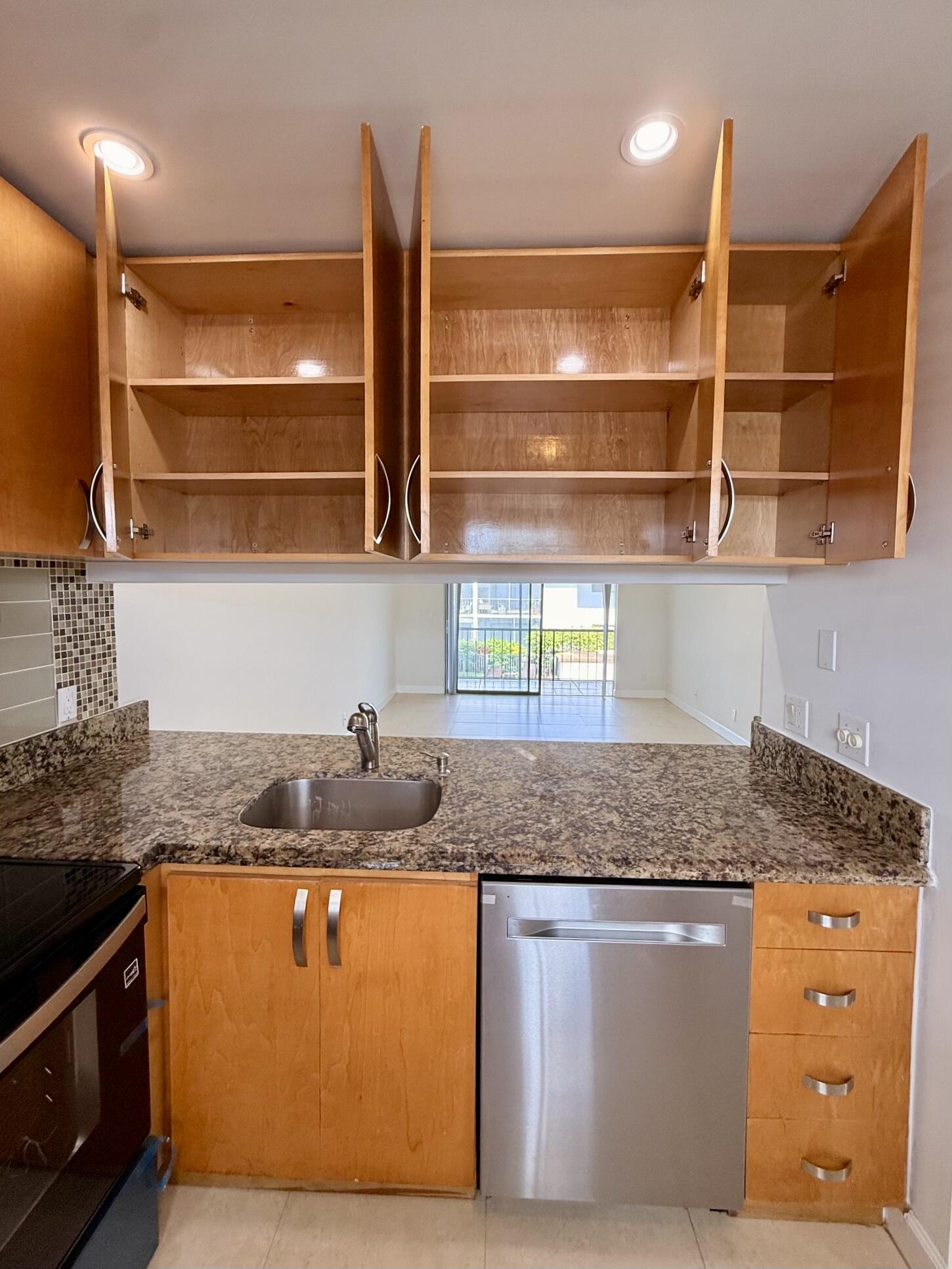 875 NW 13th Street
