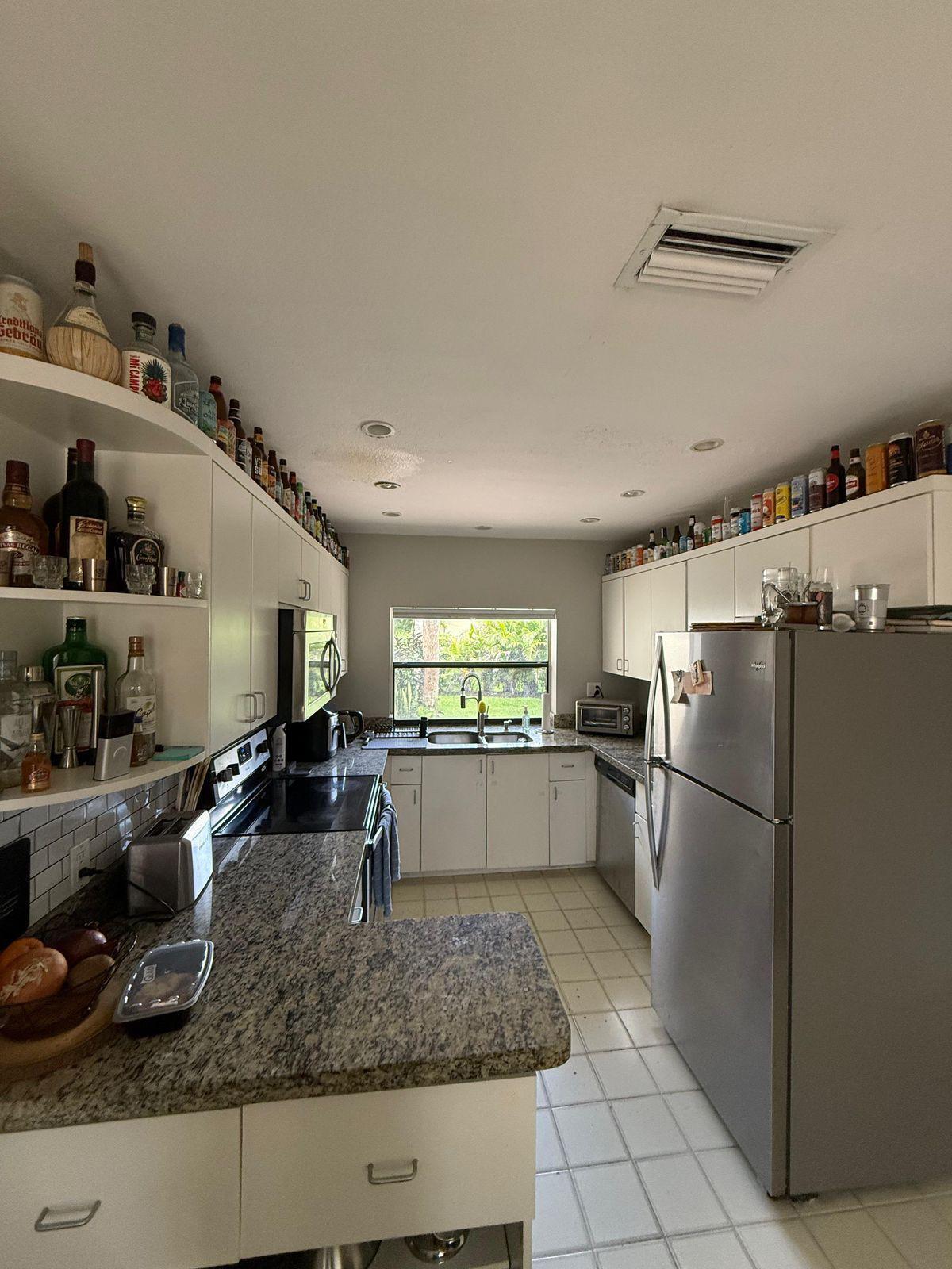 6125 Via Laguna Lane