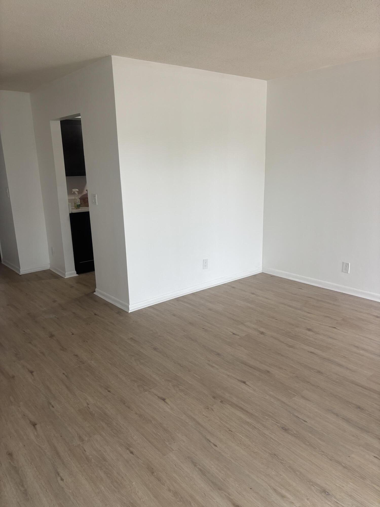 521 NE 45th Street