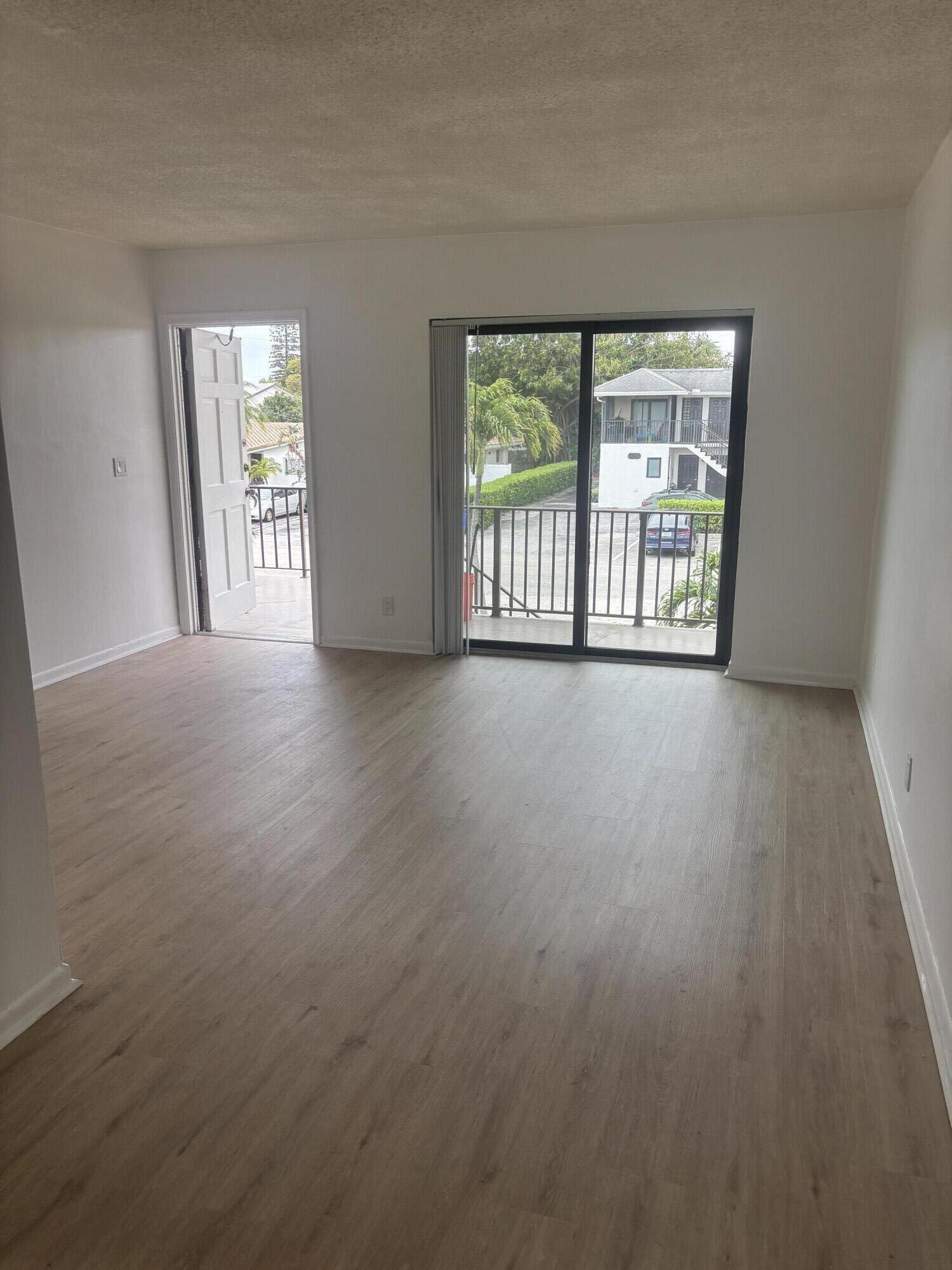 521 NE 45th Street