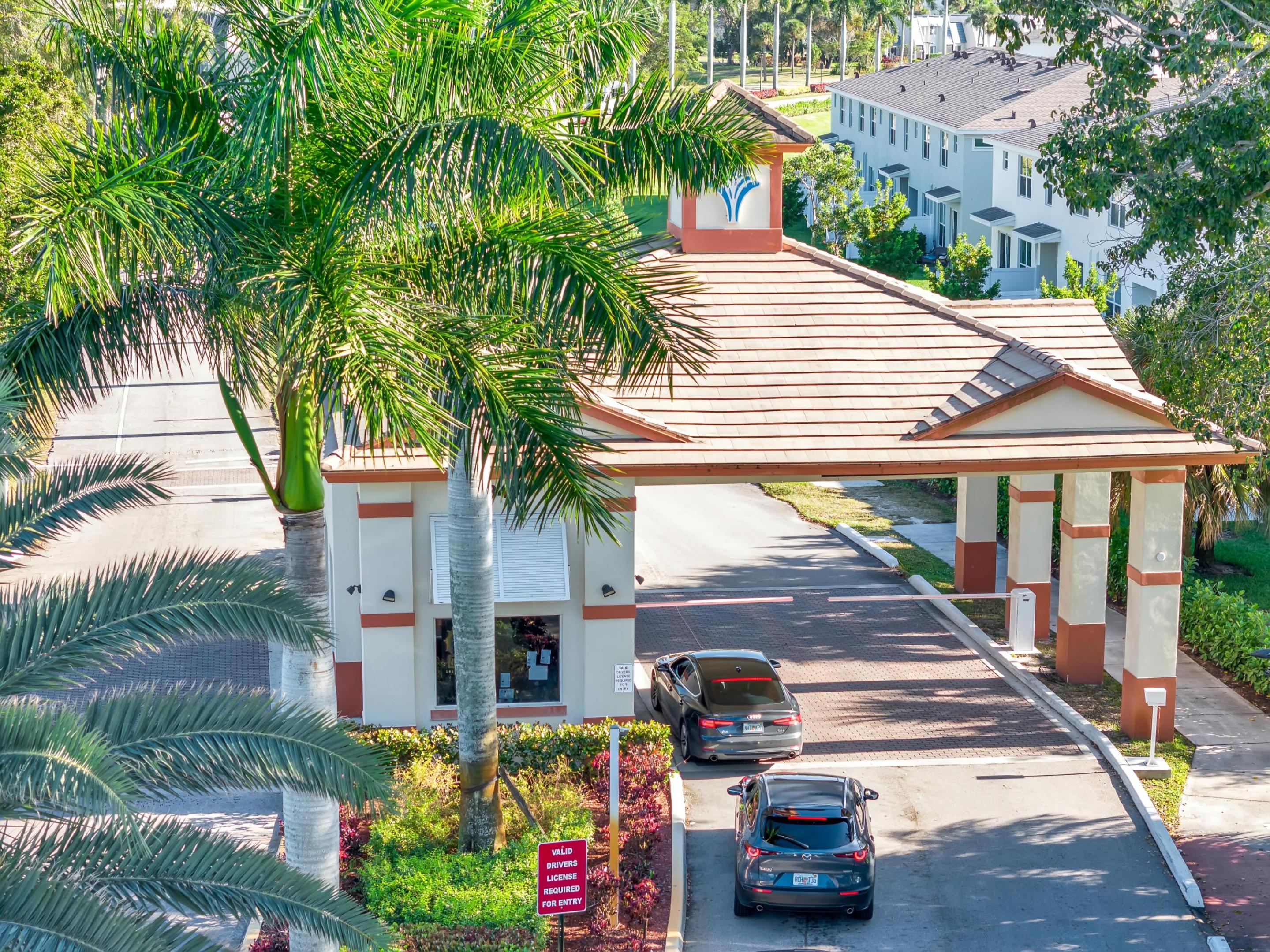 4246 Lagoon Shore Drive
